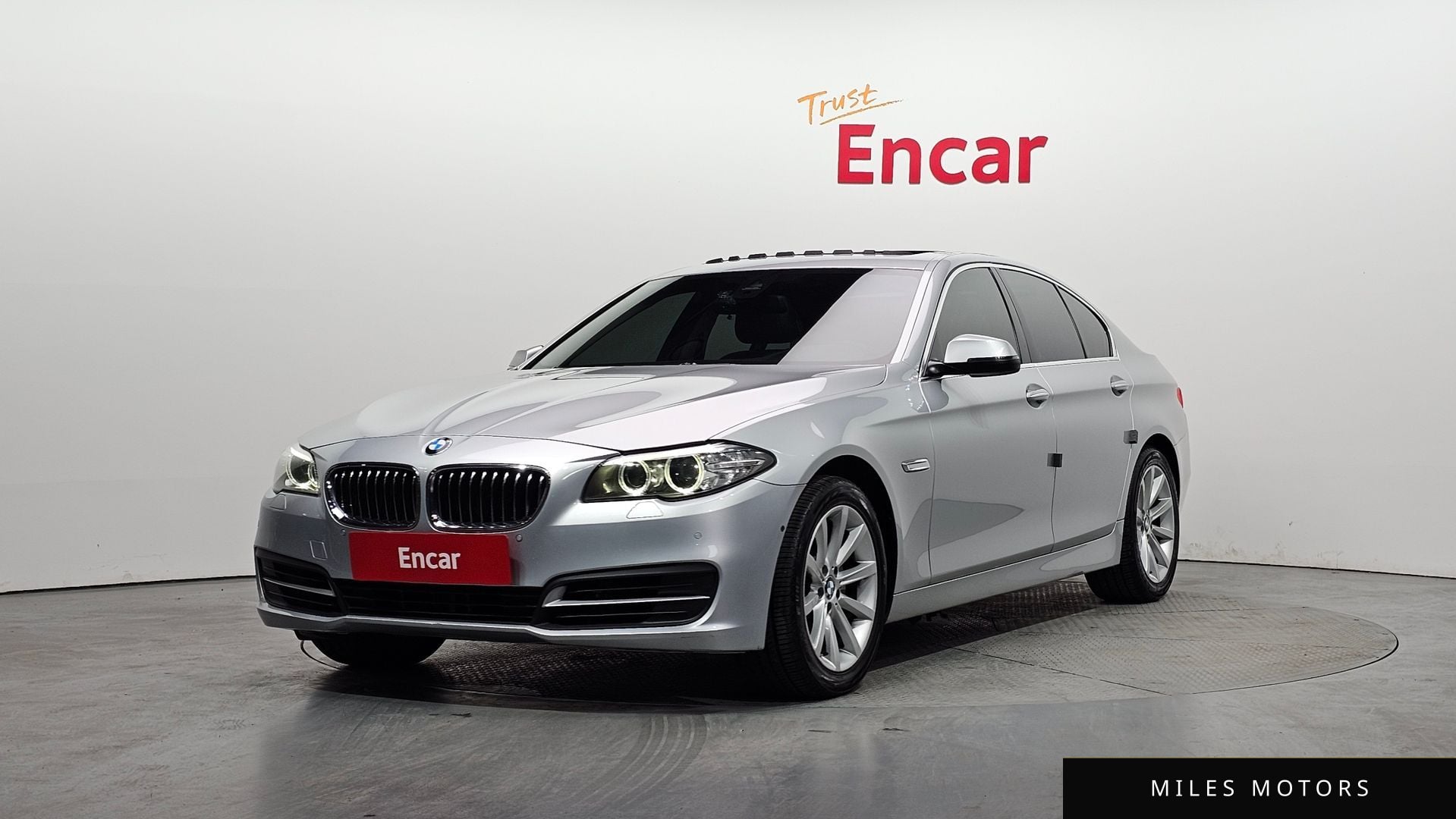 BMW 5 Series (F10) 2015 — фото 1 из 12