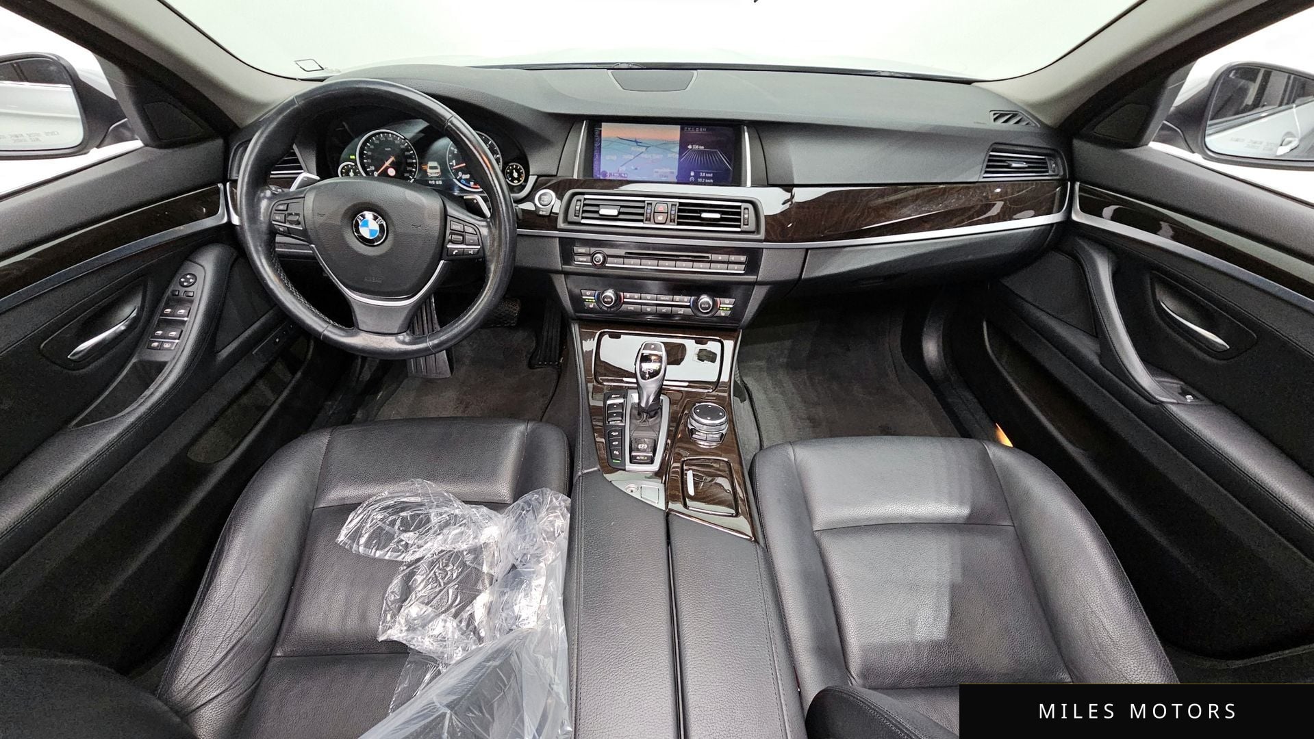 BMW 5 Series (F10) 2015 — миниатюра 7