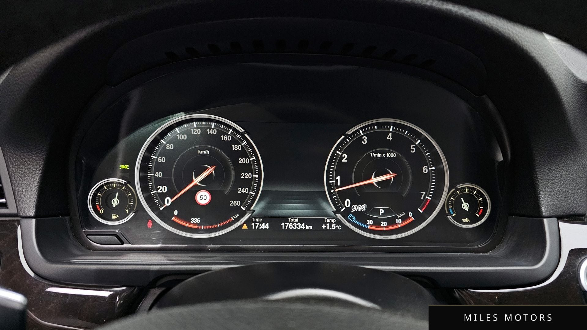 BMW 5 Series (F10) 2015 — миниатюра 8