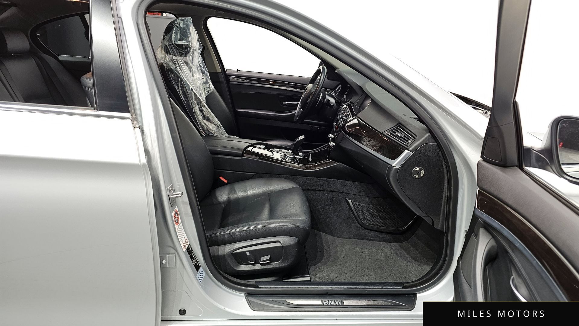 BMW 5 Series (F10) 2015 — миниатюра 11