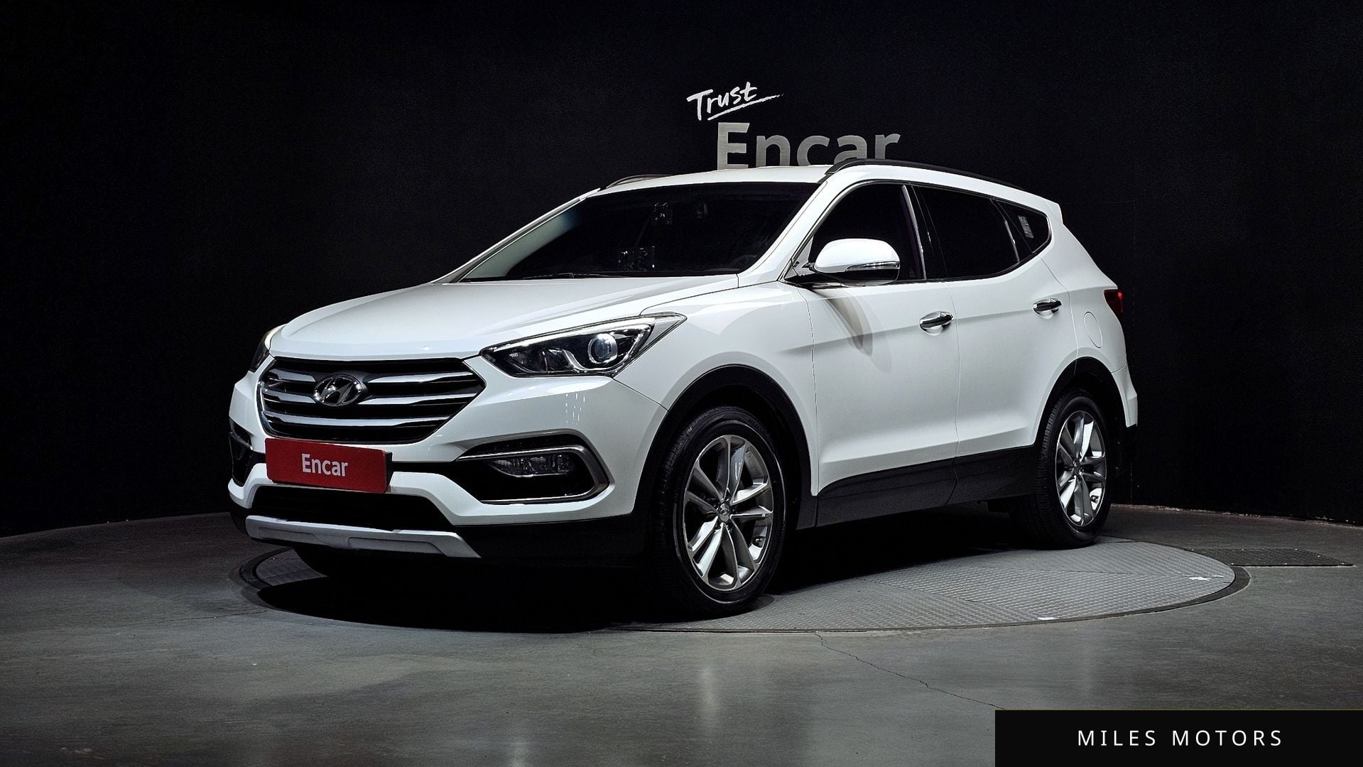 Hyundai Santafe 2016 — фото 1 из 12