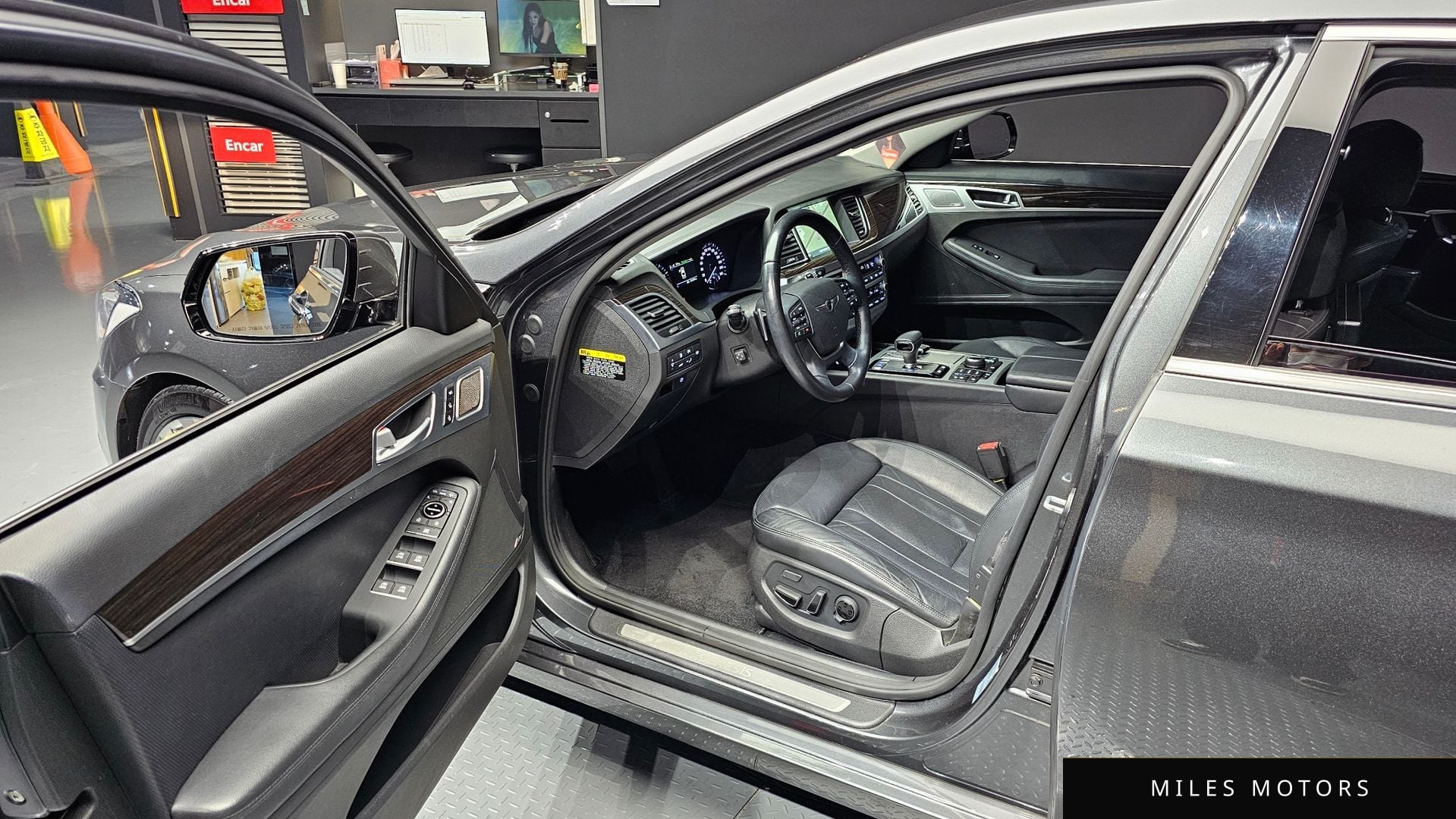 Genesis G80 2017 — миниатюра 11
