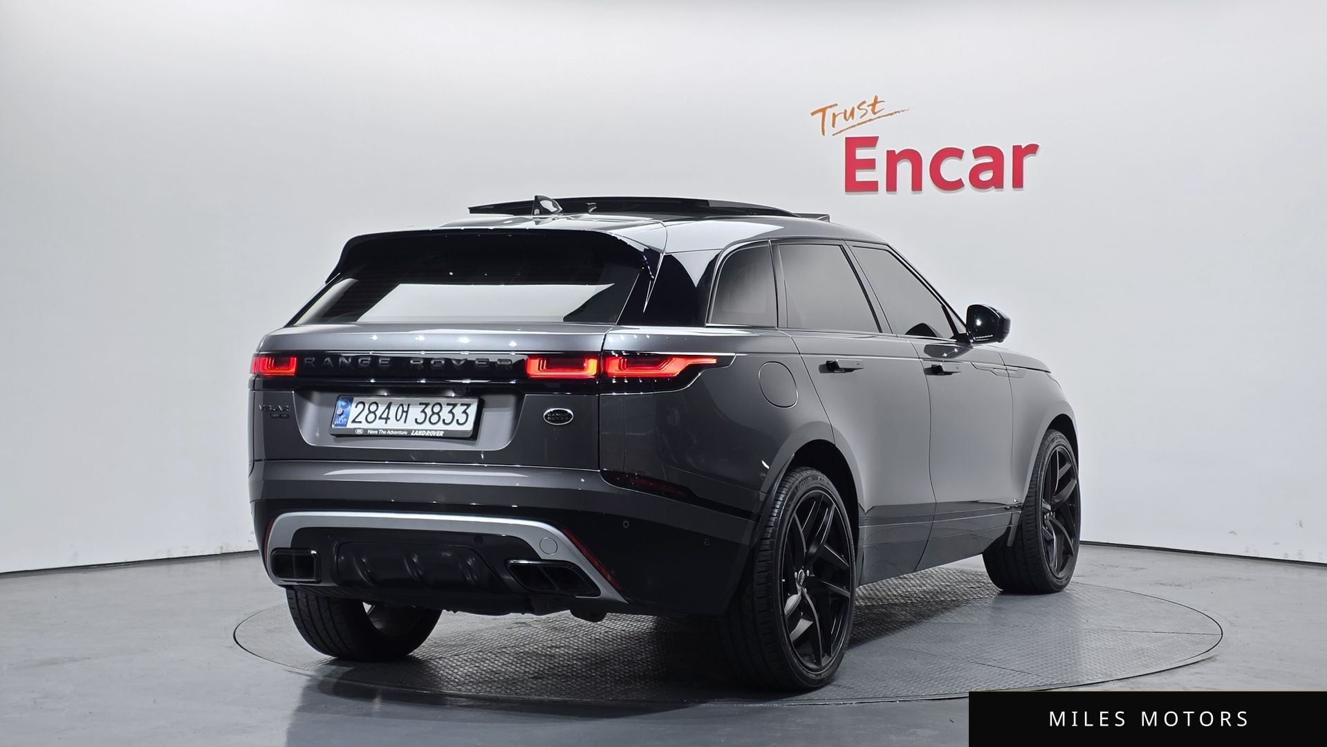 Land Rover Range Rover Velar 2018 — миниатюра 2