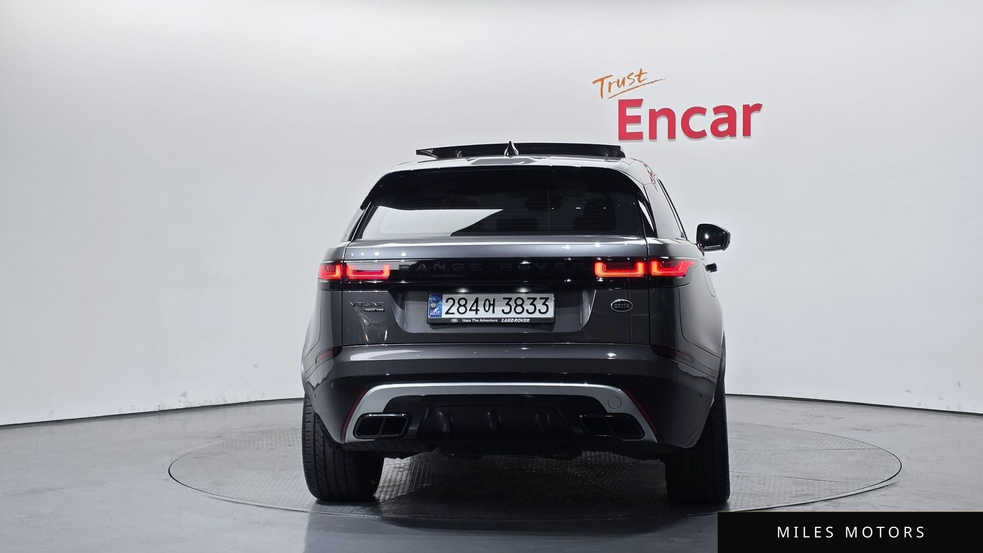 Land Rover Range Rover Velar 2018 — миниатюра 4