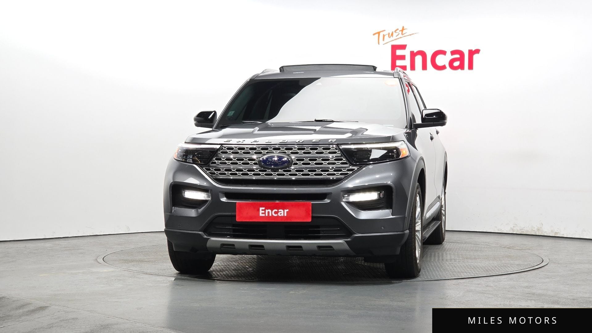 Ford Explorer 2021 — миниатюра 3