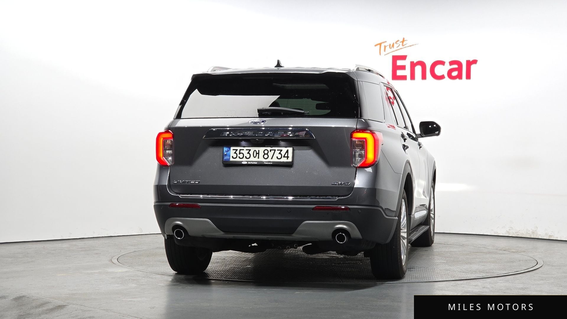 Ford Explorer 2021 — миниатюра 4