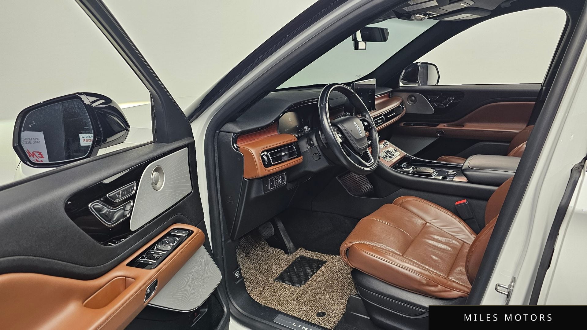 Lincoln Aviator 2020 — миниатюра 10