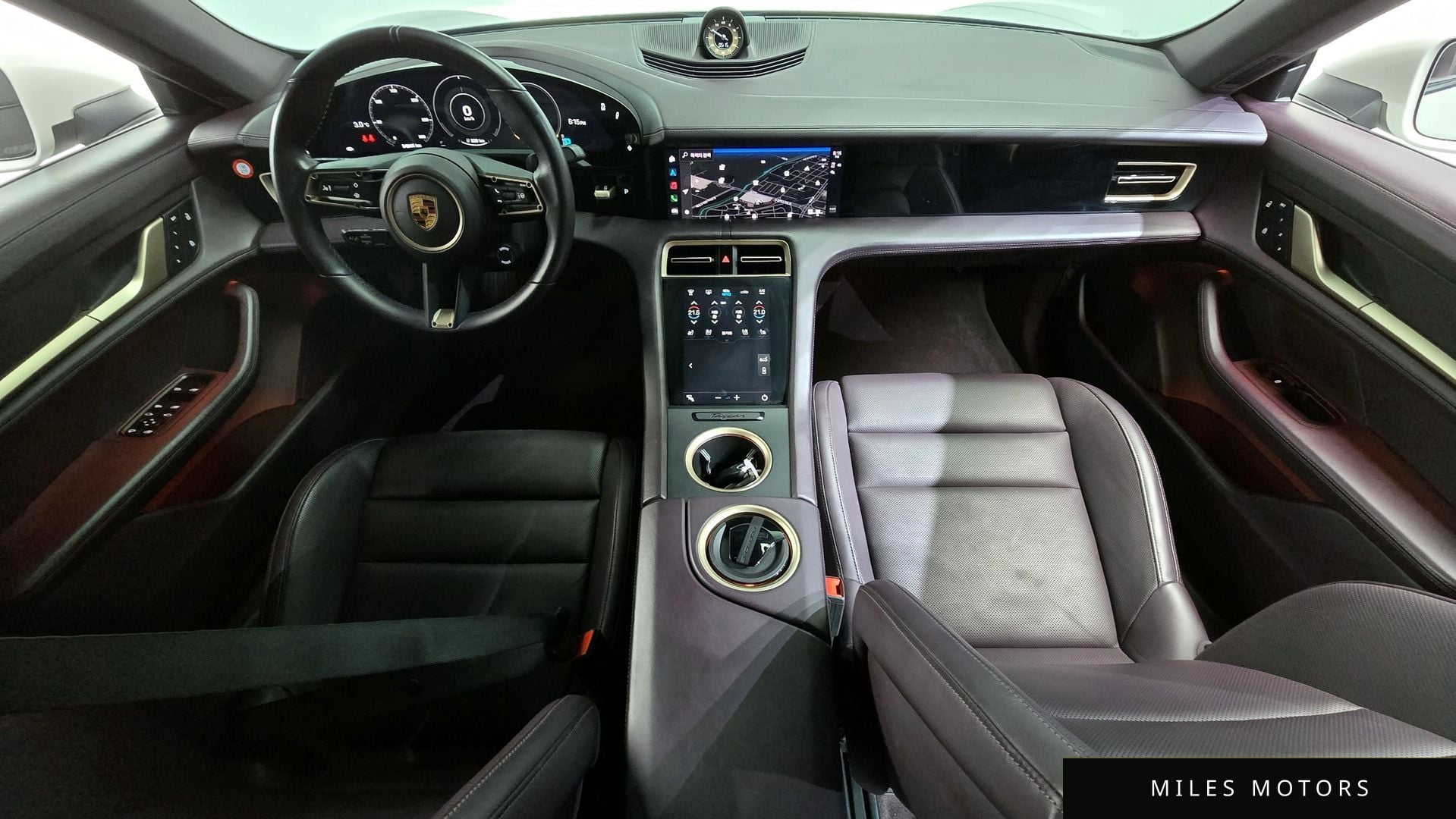 Porsche Taycan 2022 — миниатюра 7