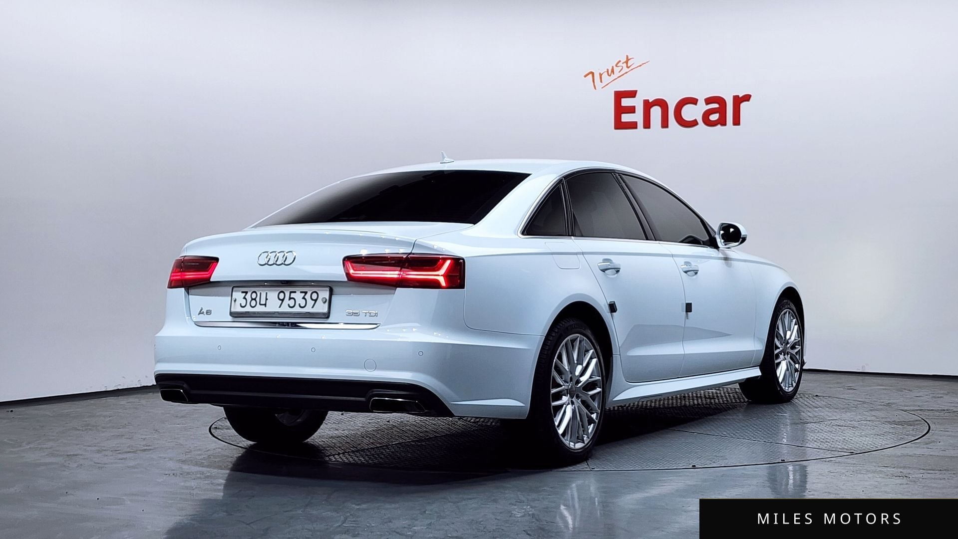 Audi A6 2018 — миниатюра 2