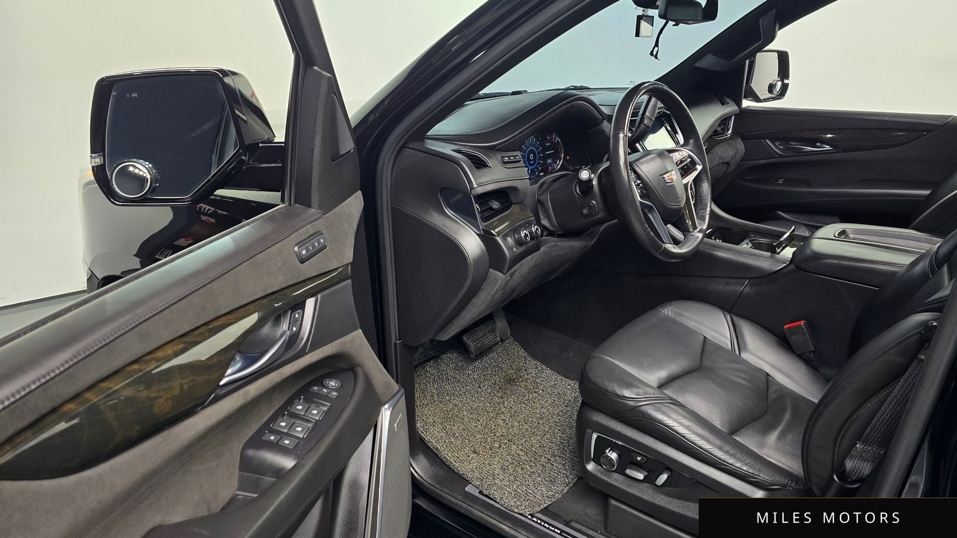 Cadillac 에스컬레이드 2018 — миниатюра 11