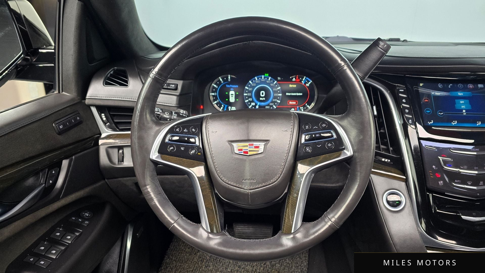 Cadillac 에스컬레이드 2018 — миниатюра 13