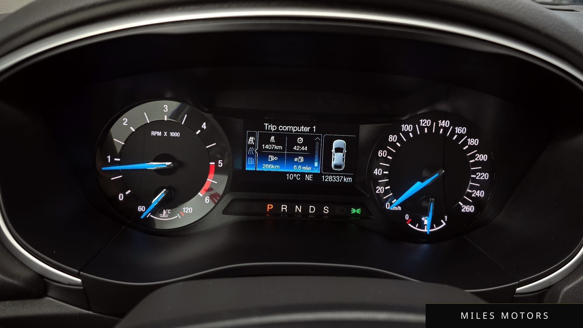 Ford Mondeo 2015 — миниатюра 8