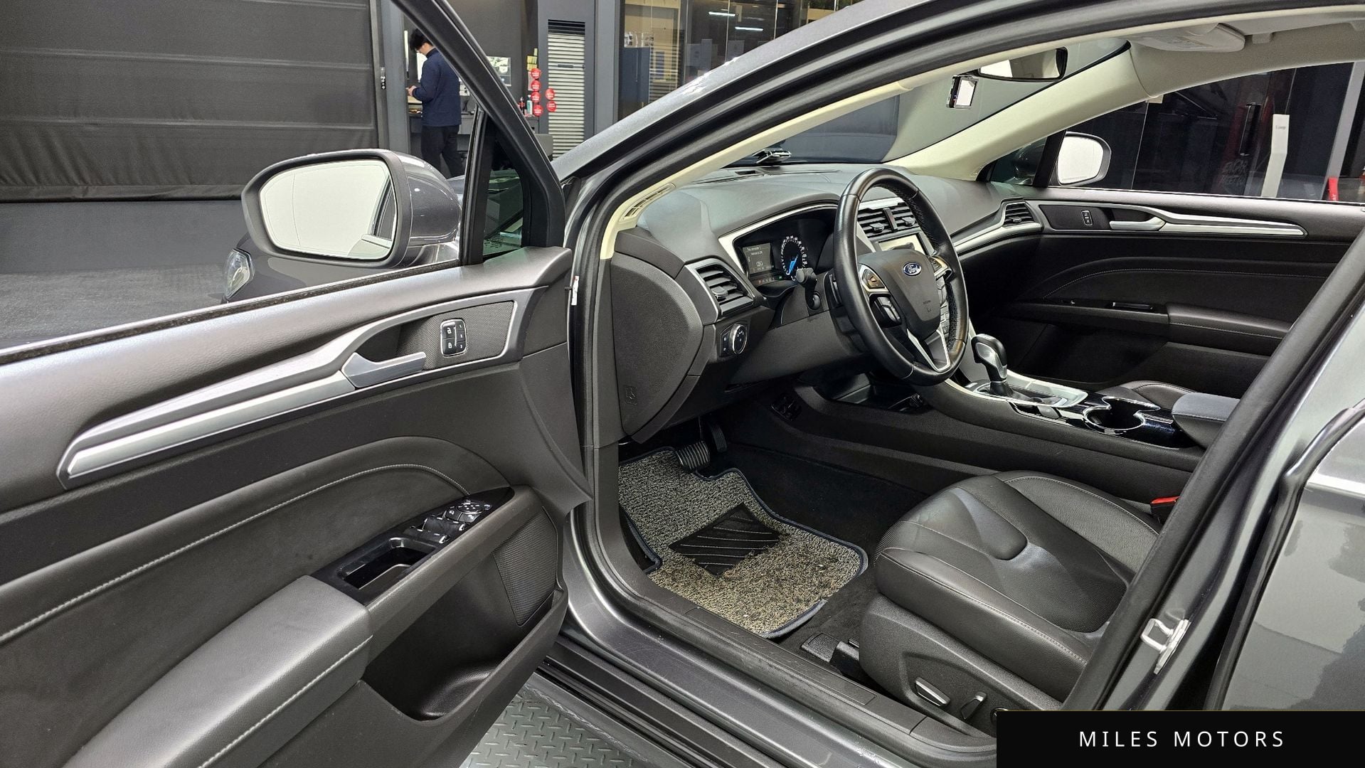 Ford Mondeo 2015 — миниатюра 11