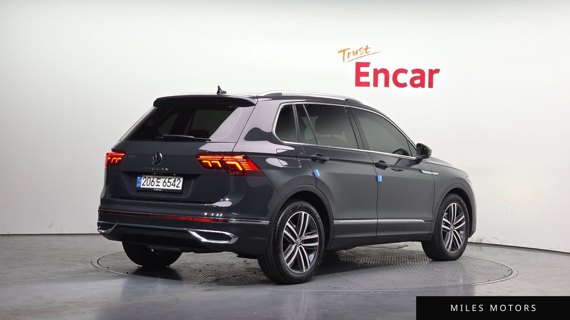 Volkswagen Tiguan 2023 — миниатюра 2