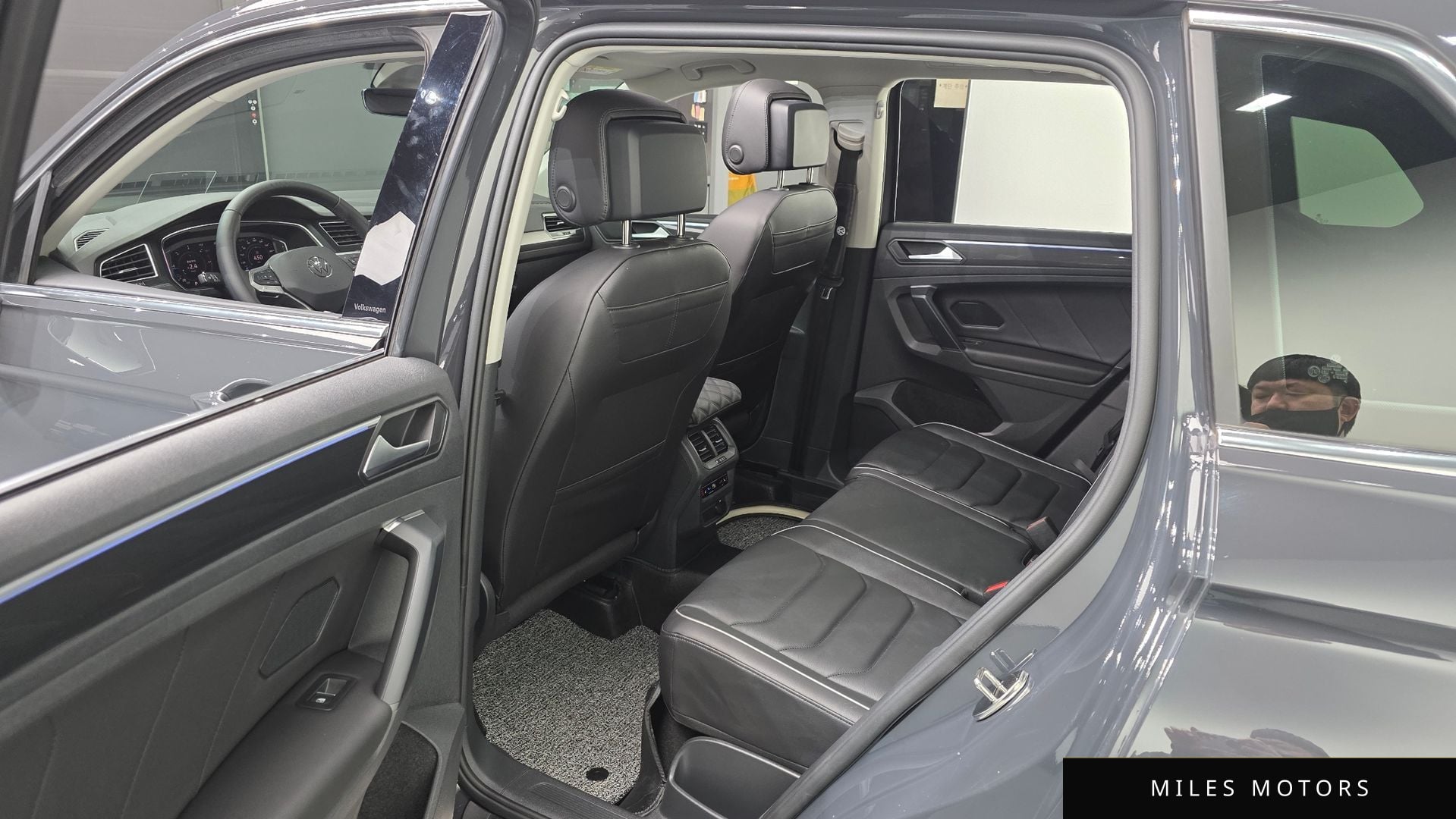 Volkswagen Tiguan 2023 — миниатюра 11