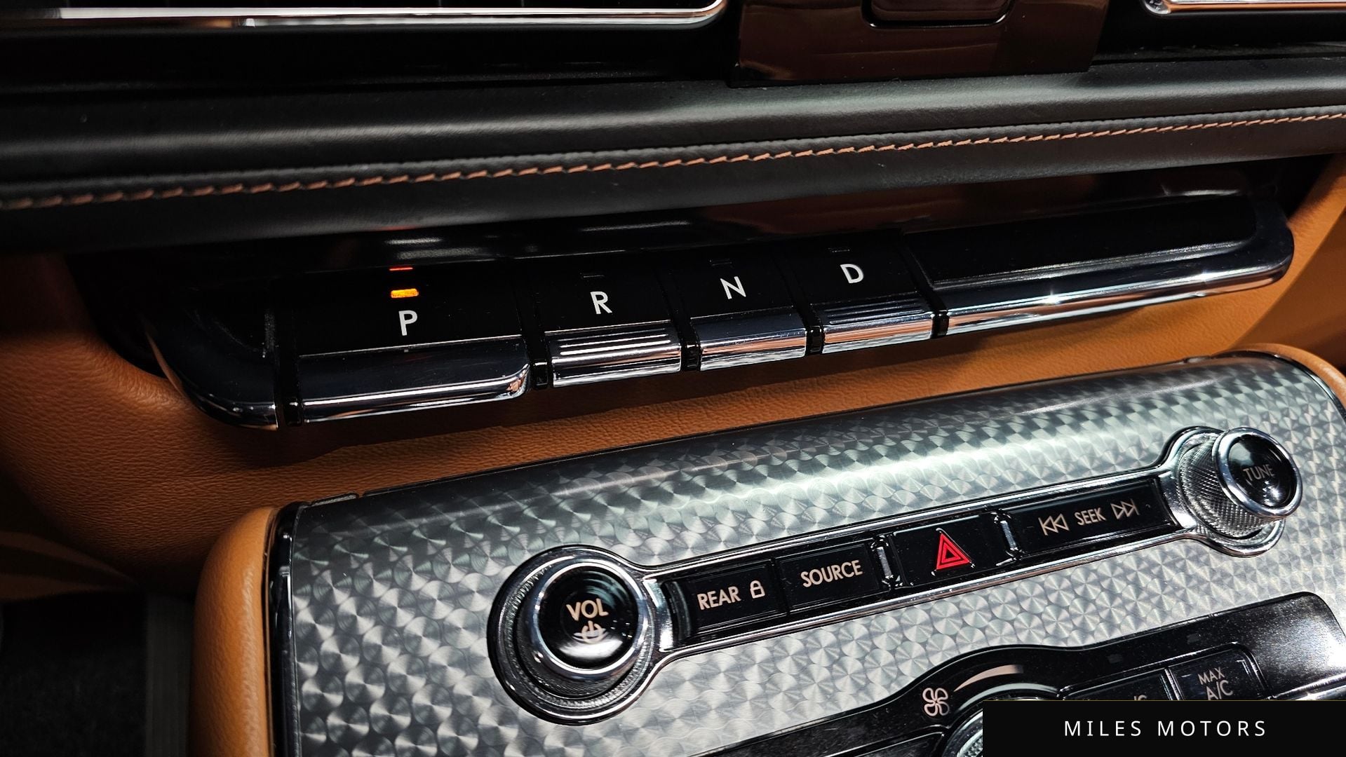 Lincoln Aviator 2021 — миниатюра 9