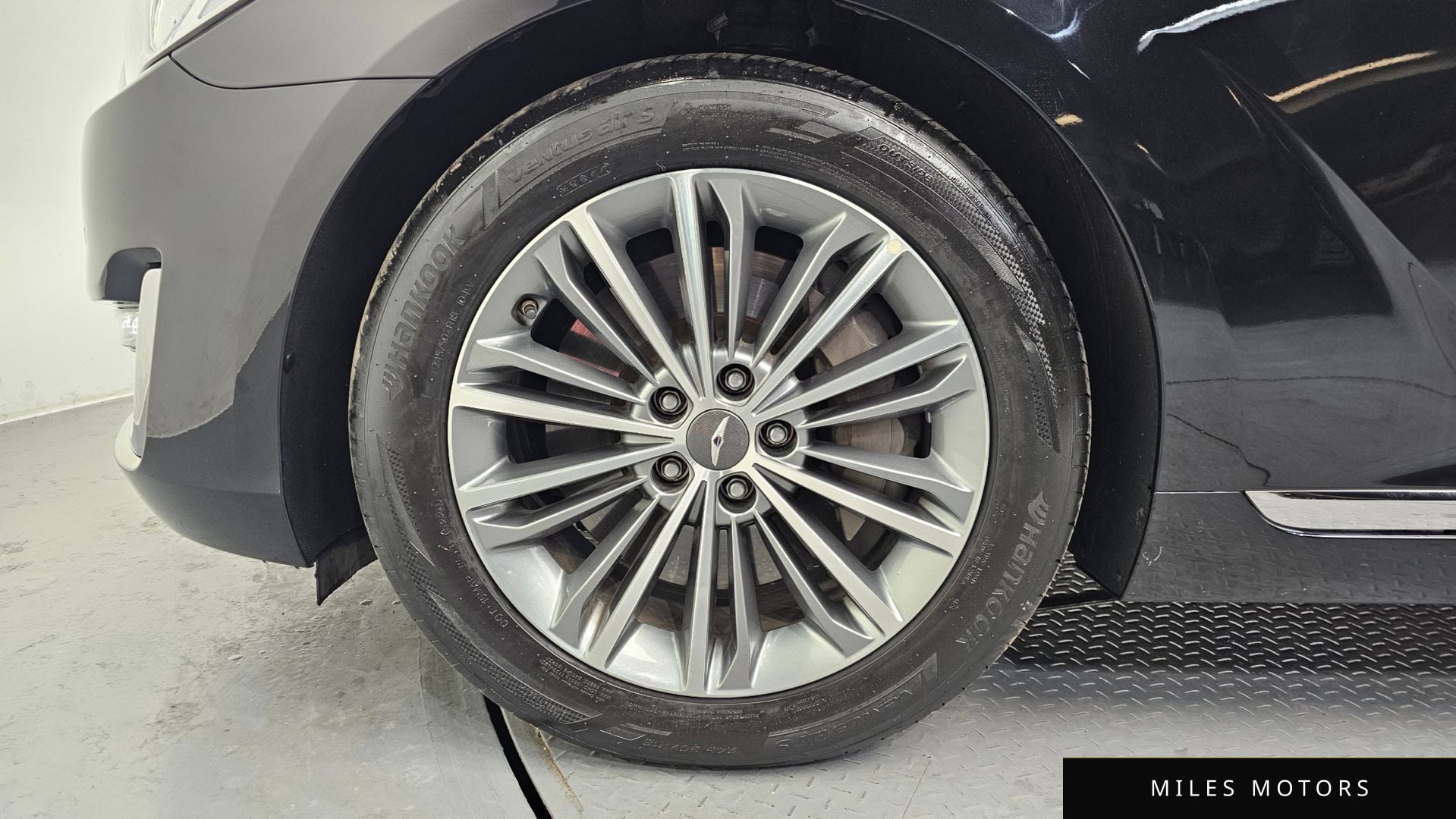 Genesis EQ900 2016 — миниатюра 5