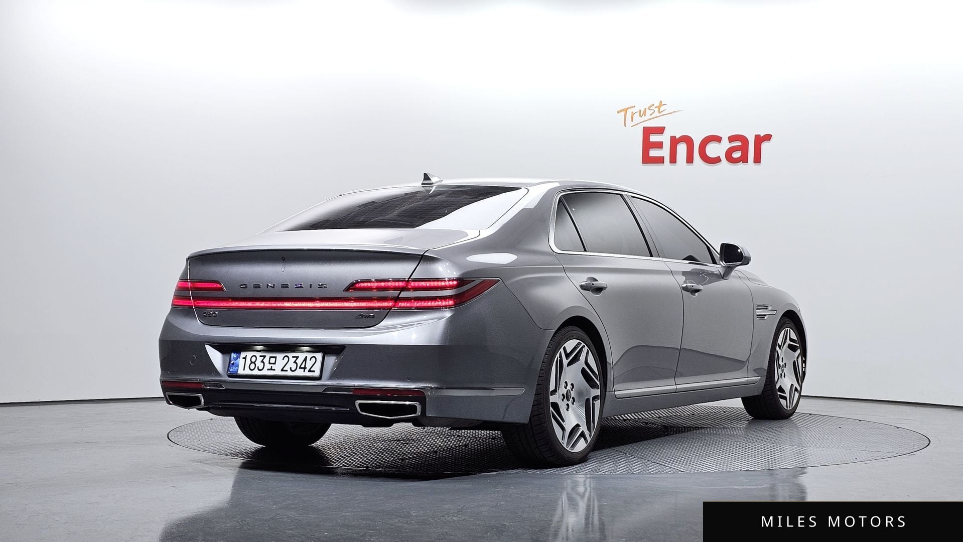Genesis G90 2021 — миниатюра 2