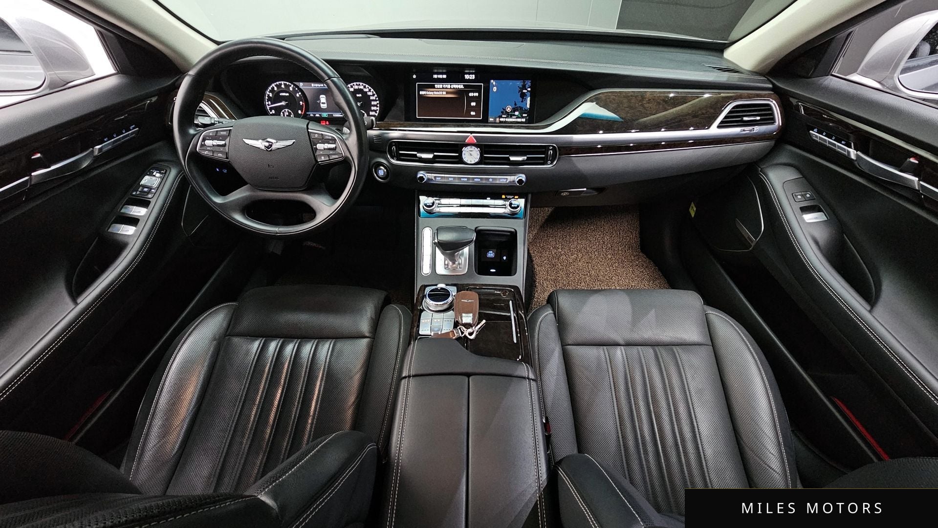 Genesis G90 2021 — миниатюра 7