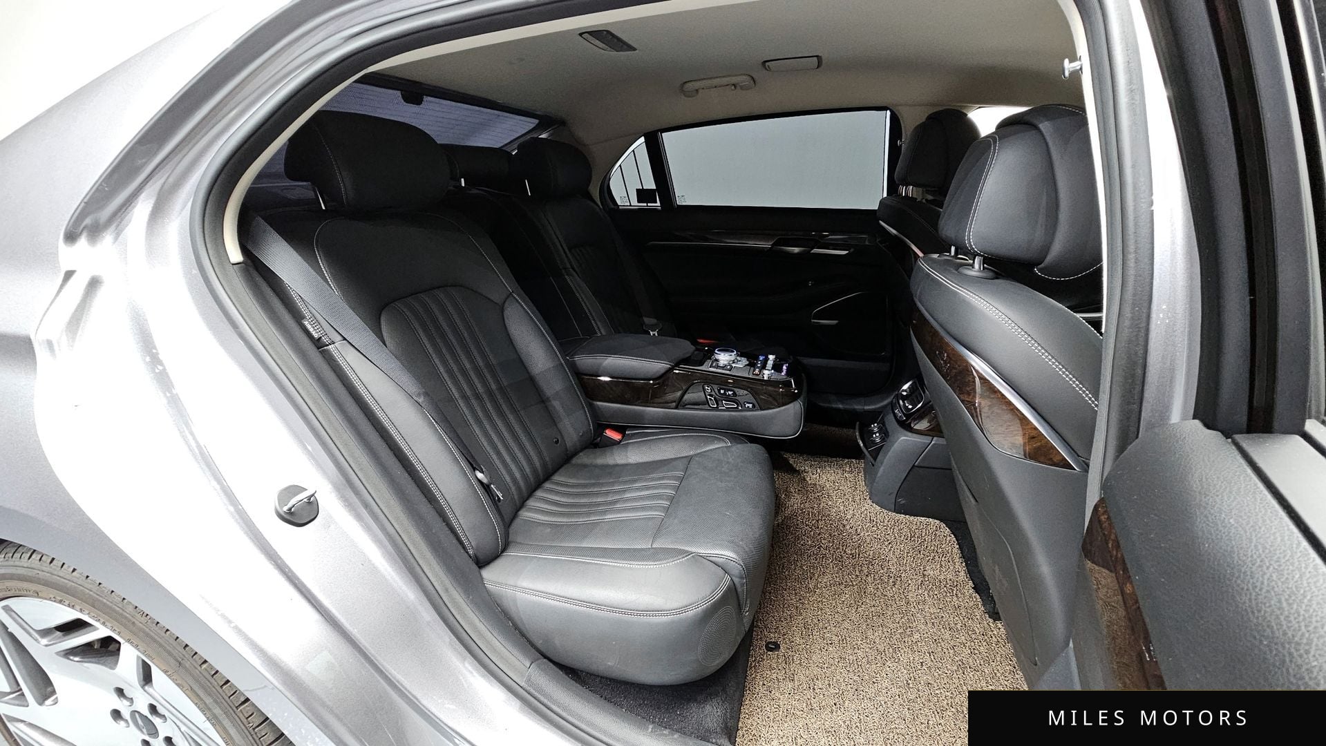 Genesis G90 2021 — миниатюра 11