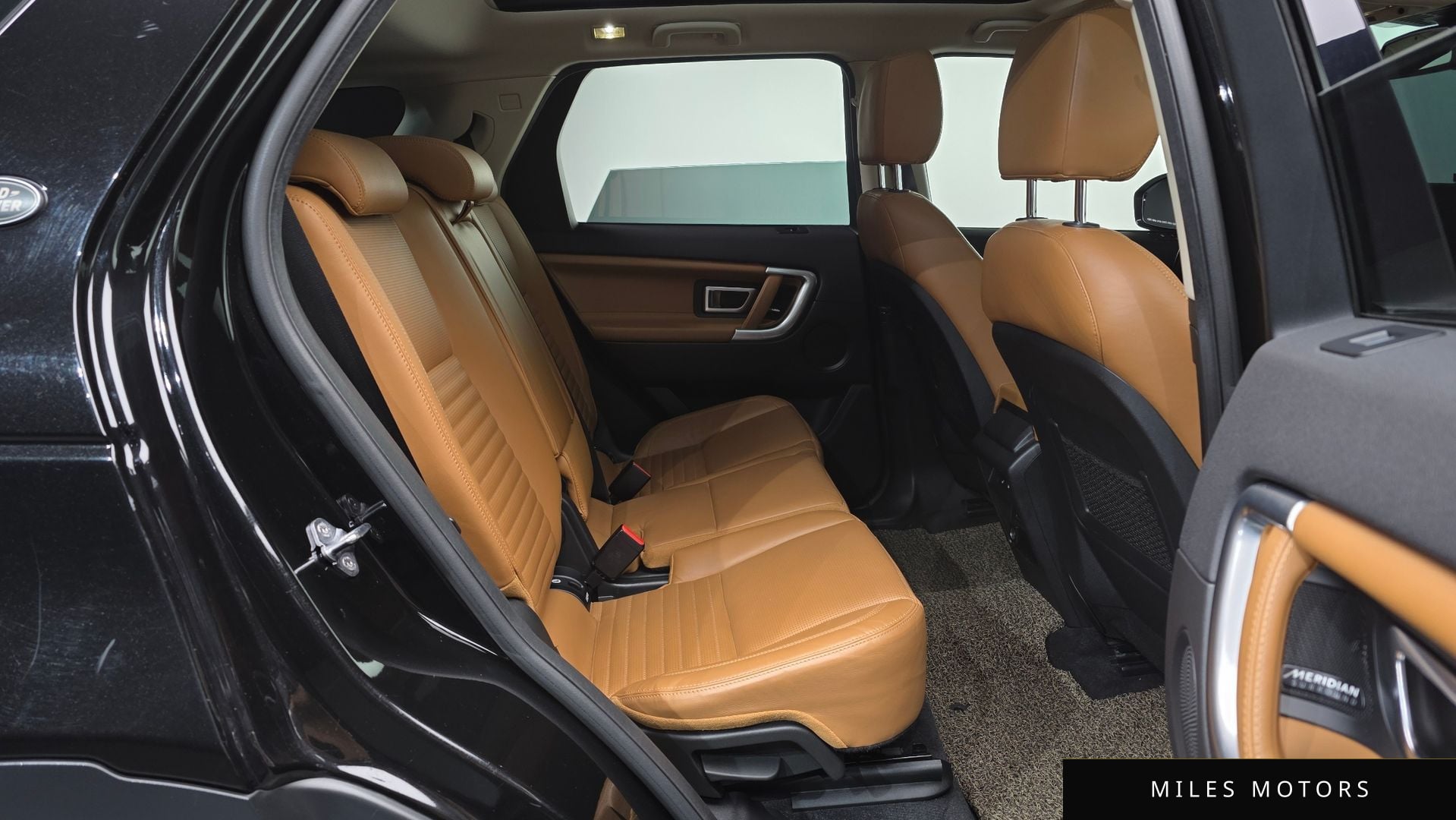 Land Rover Discovery Sport 2018 — миниатюра 13