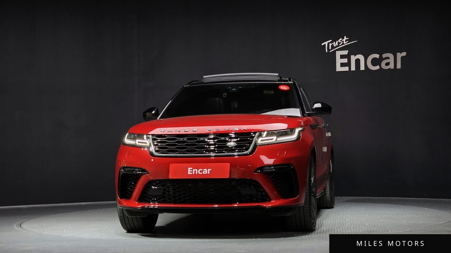Land Rover 레인지로버 벨라 2019 — миниатюра 3