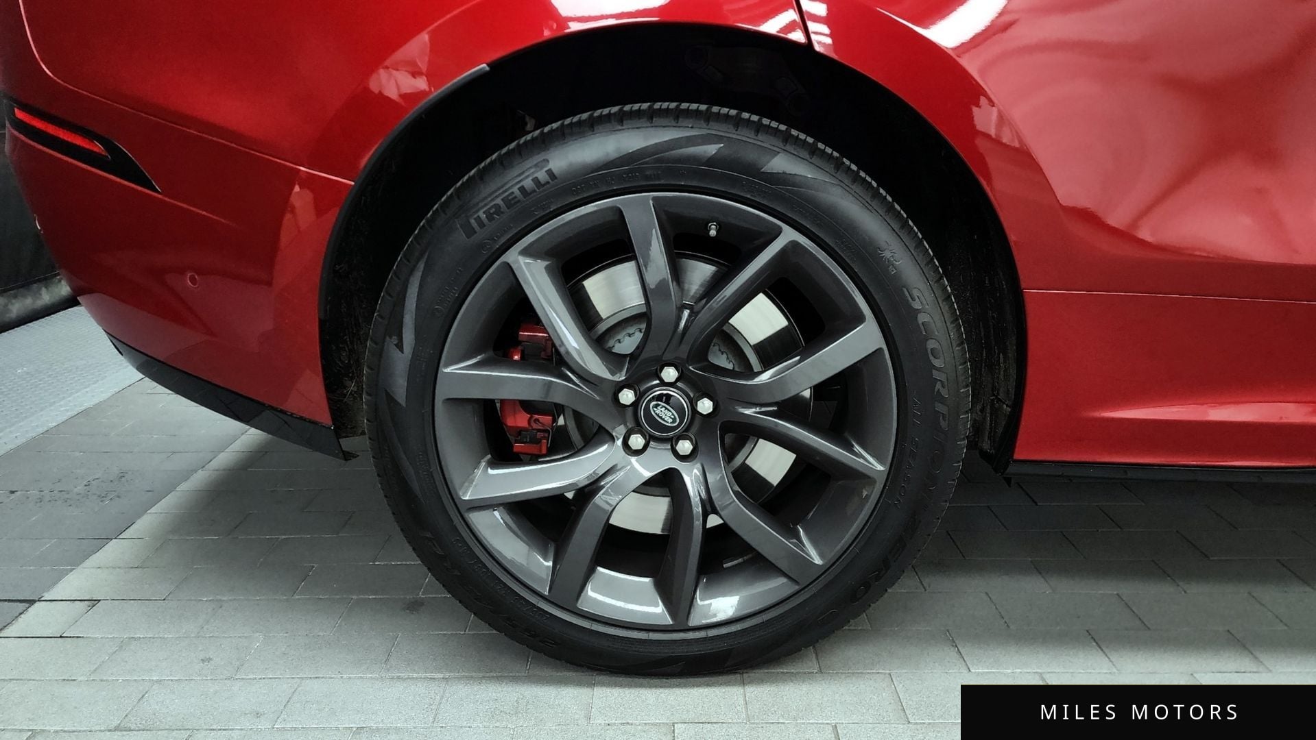 Land Rover 레인지로버 벨라 2019 — миниатюра 5