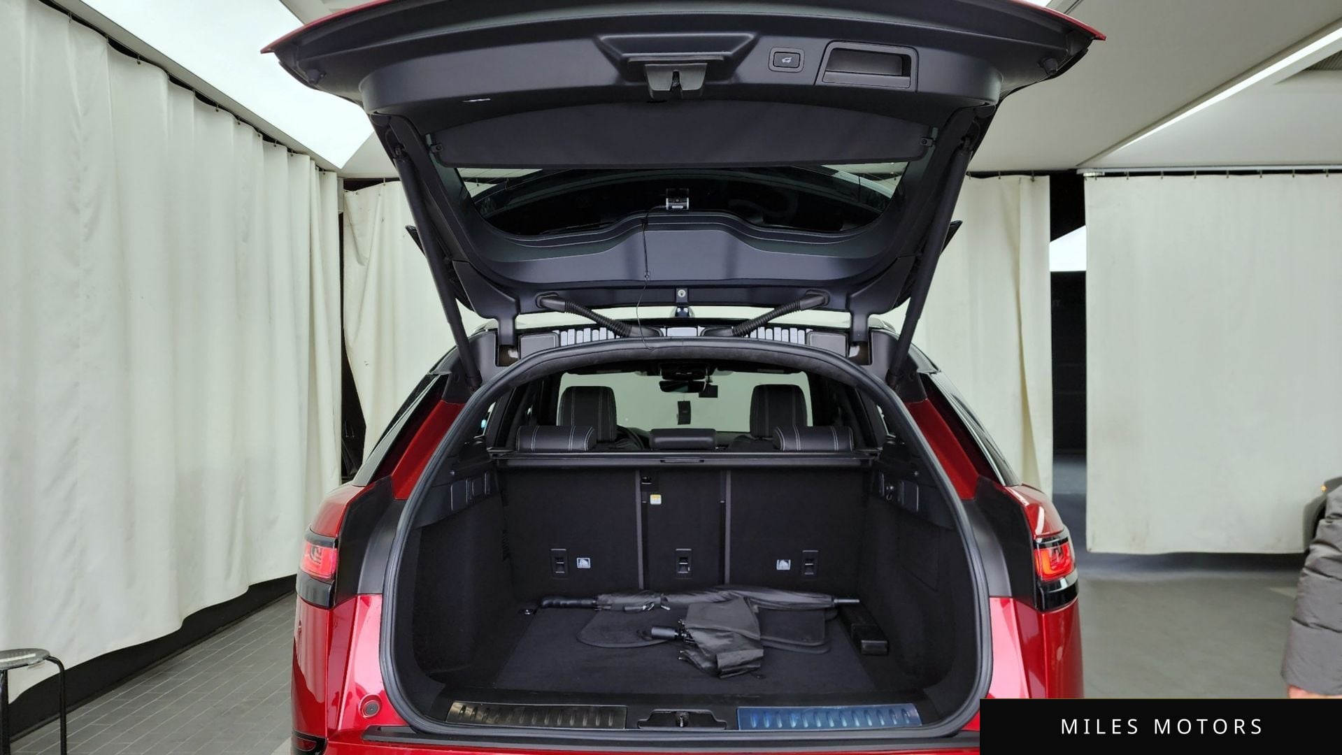 Land Rover 레인지로버 벨라 2019 — миниатюра 20