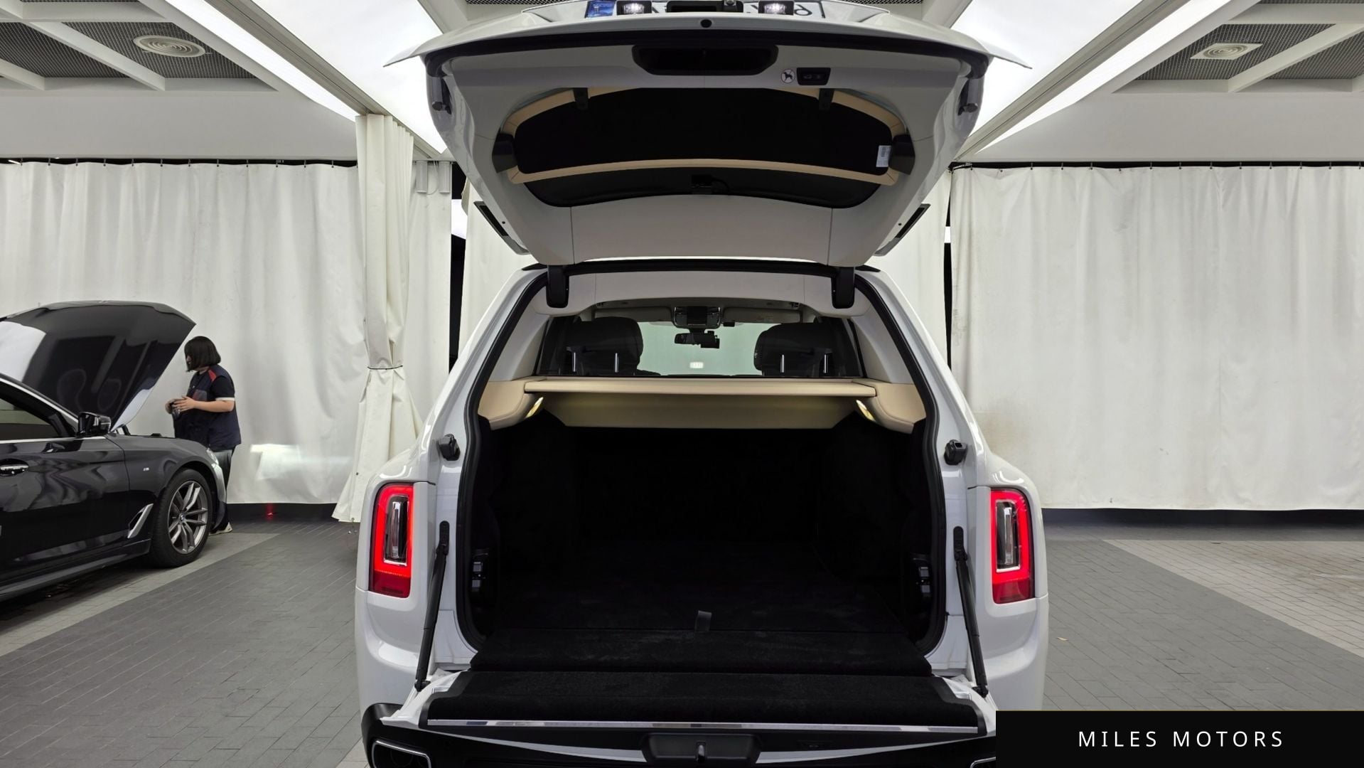 Rolls-Royce 컬리넌 2023 — миниатюра 20