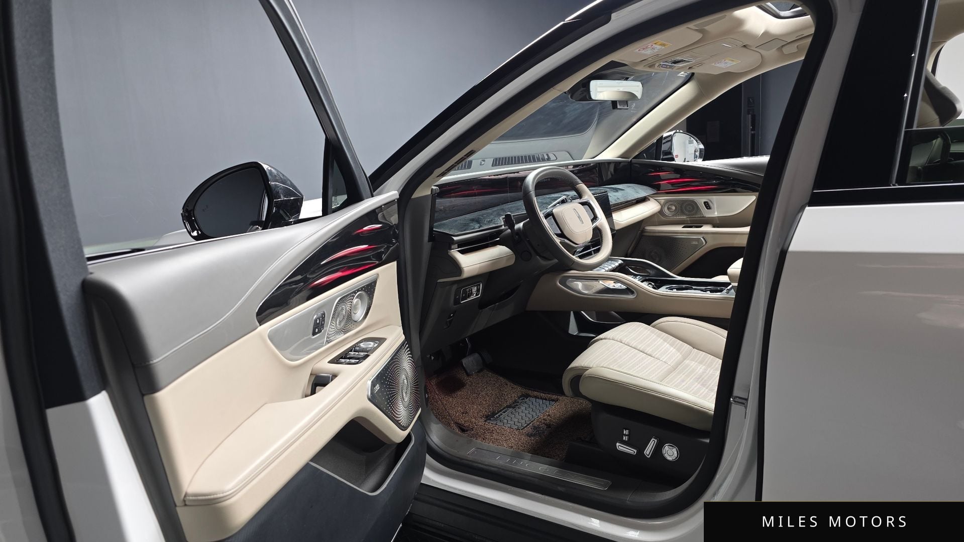 Lincoln 노틸러스 2025 — миниатюра 10