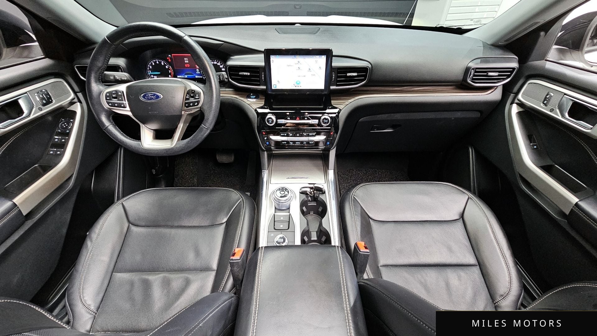 Ford Explorer 2022 — миниатюра 6