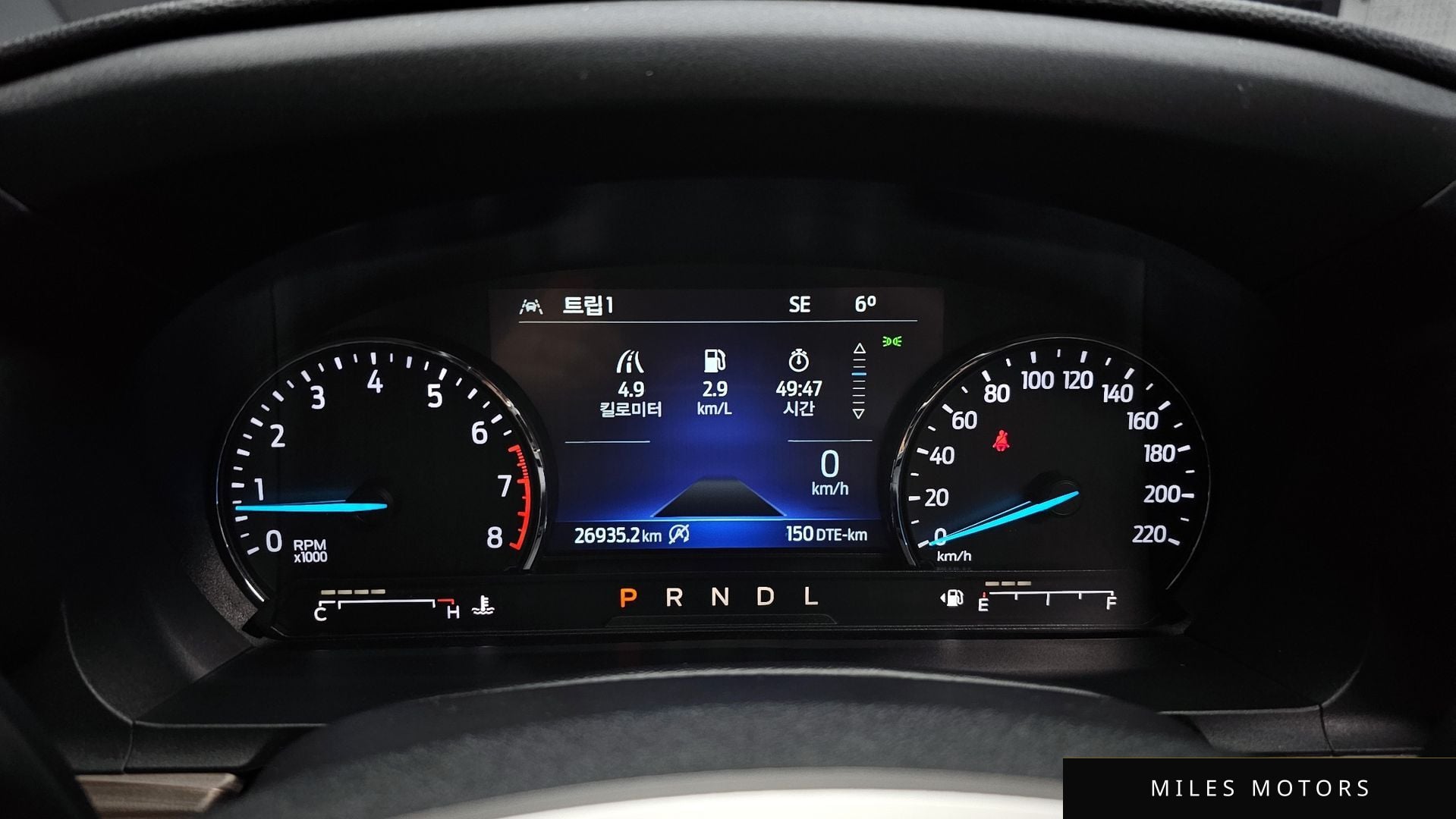 Ford Explorer 2022 — миниатюра 7
