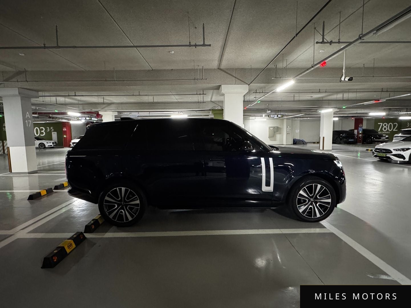Land Rover 레인지로버 2023 — миниатюра 2
