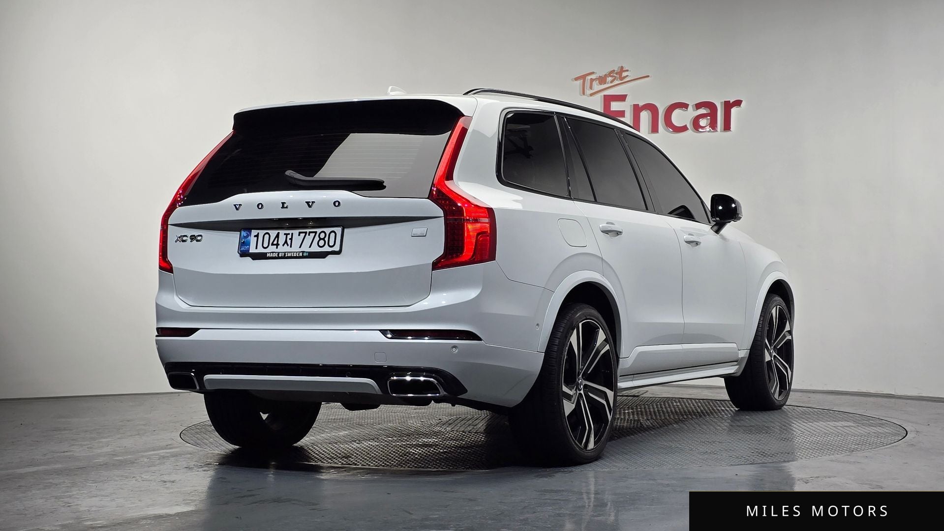 Volvo XC90 2021 — миниатюра 2