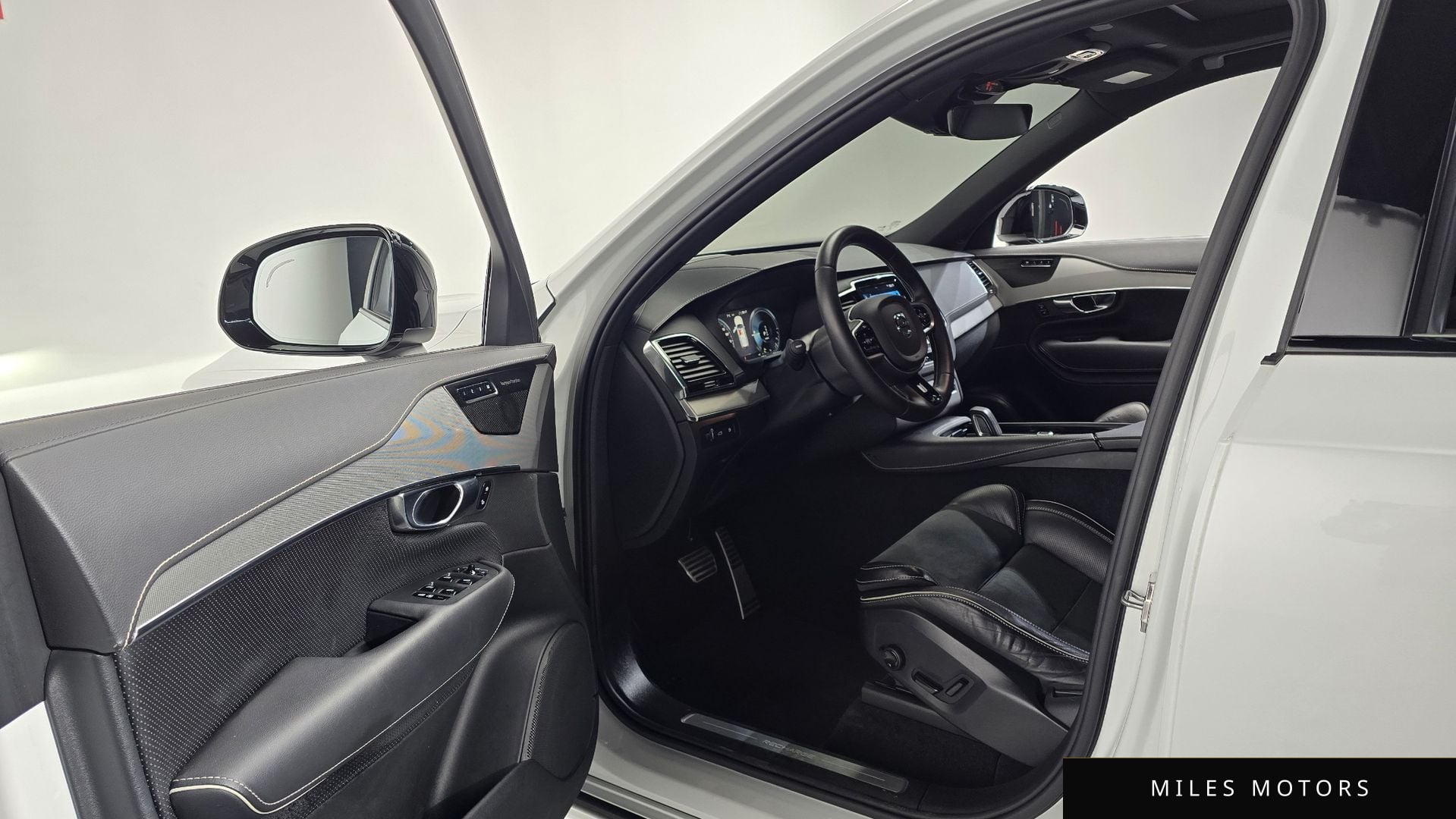 Volvo XC90 2021 — миниатюра 10