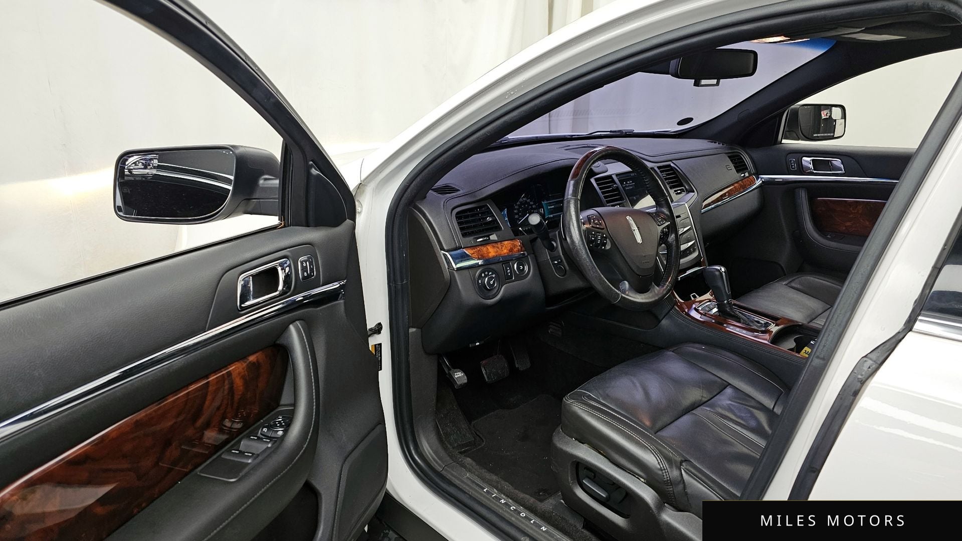 Lincoln MKS 2014 — миниатюра 10