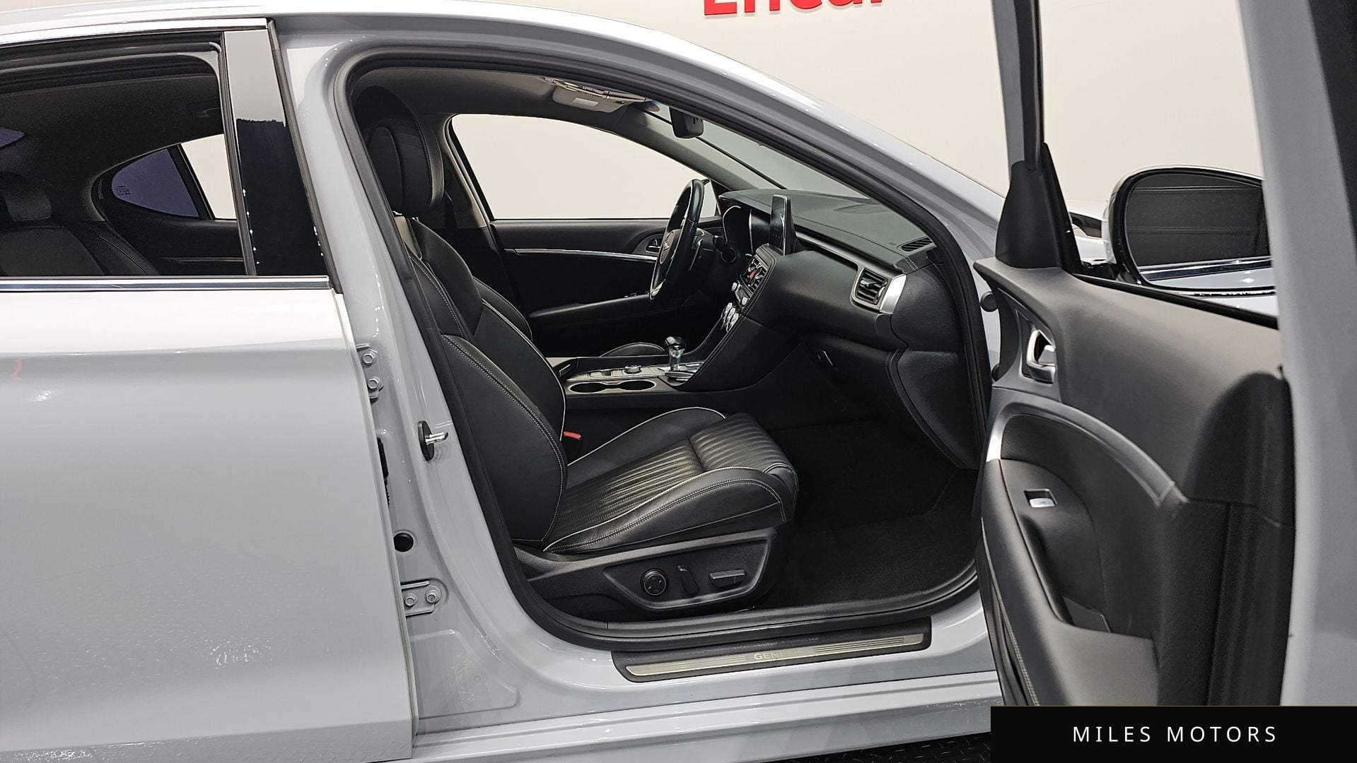 Genesis G70 2020 — миниатюра 11