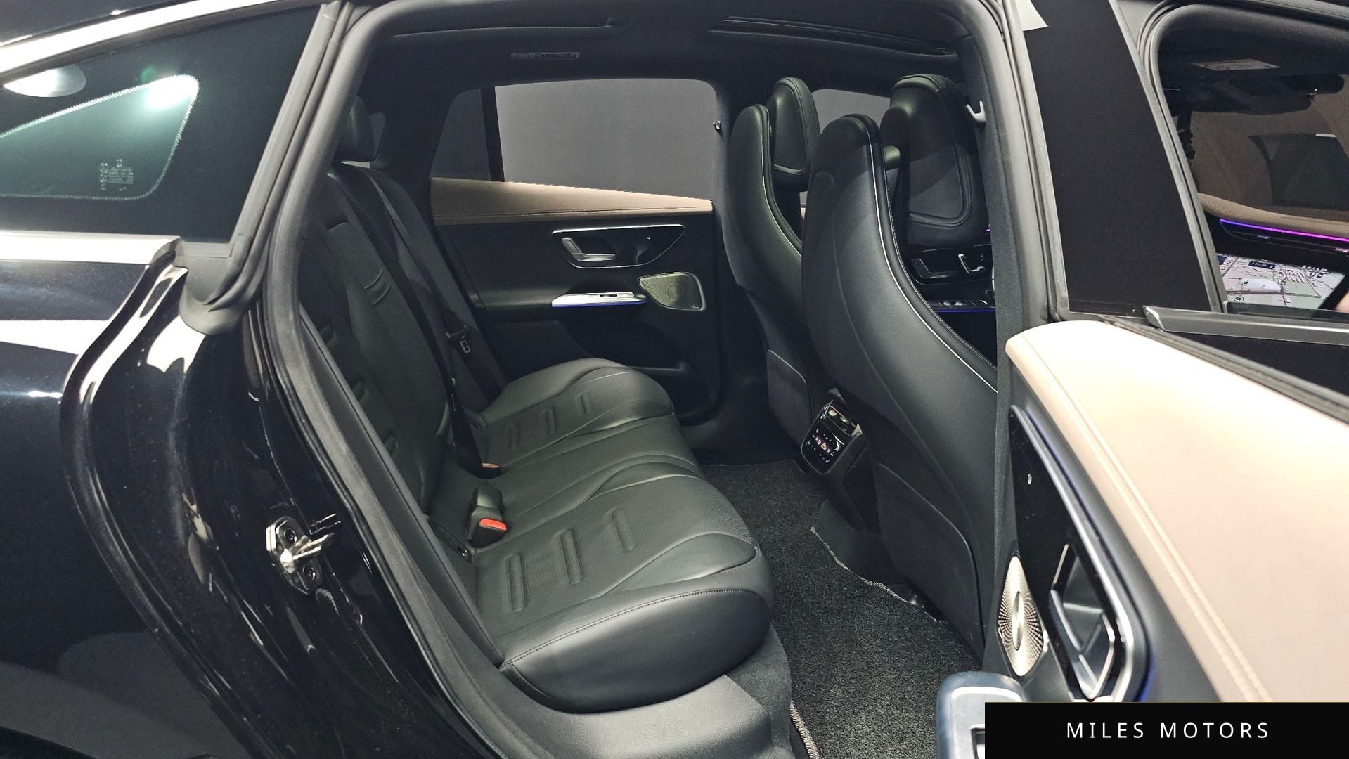 Mercedes-Benz EQE V295 2023 — миниатюра 12
