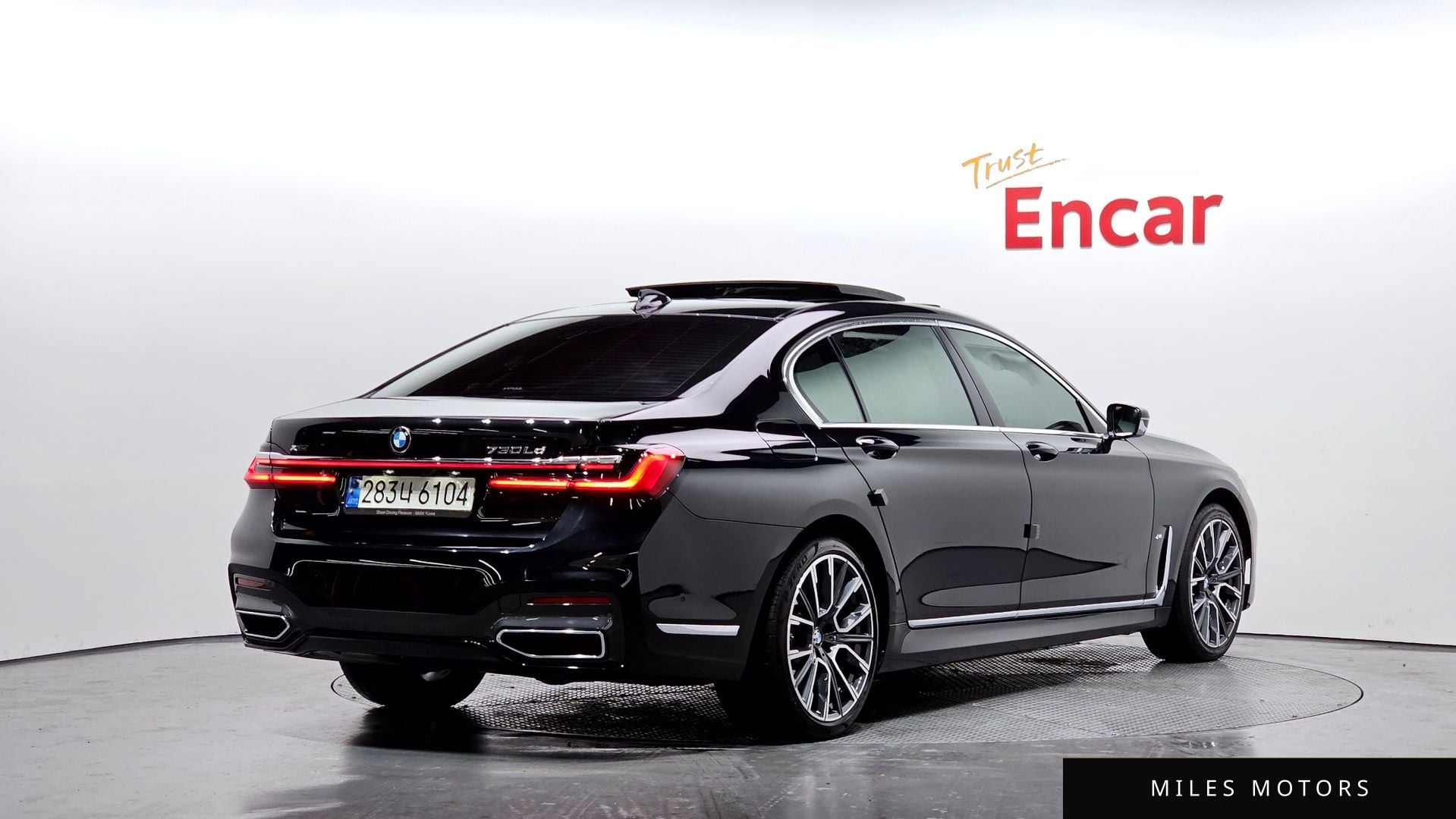 BMW 7 Series (G11) 2022 — миниатюра 2