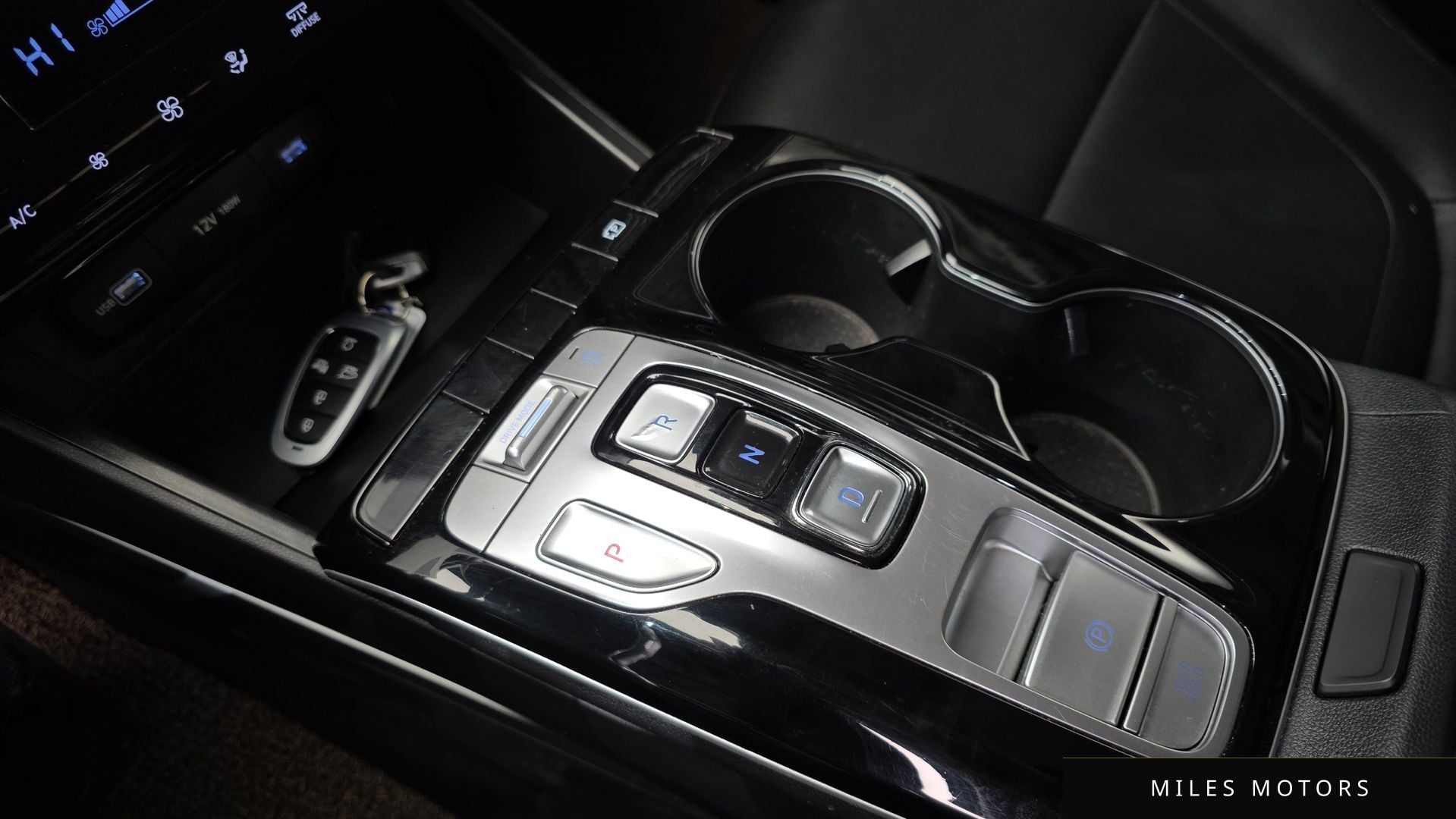 Hyundai Tucson 2023 — миниатюра 9