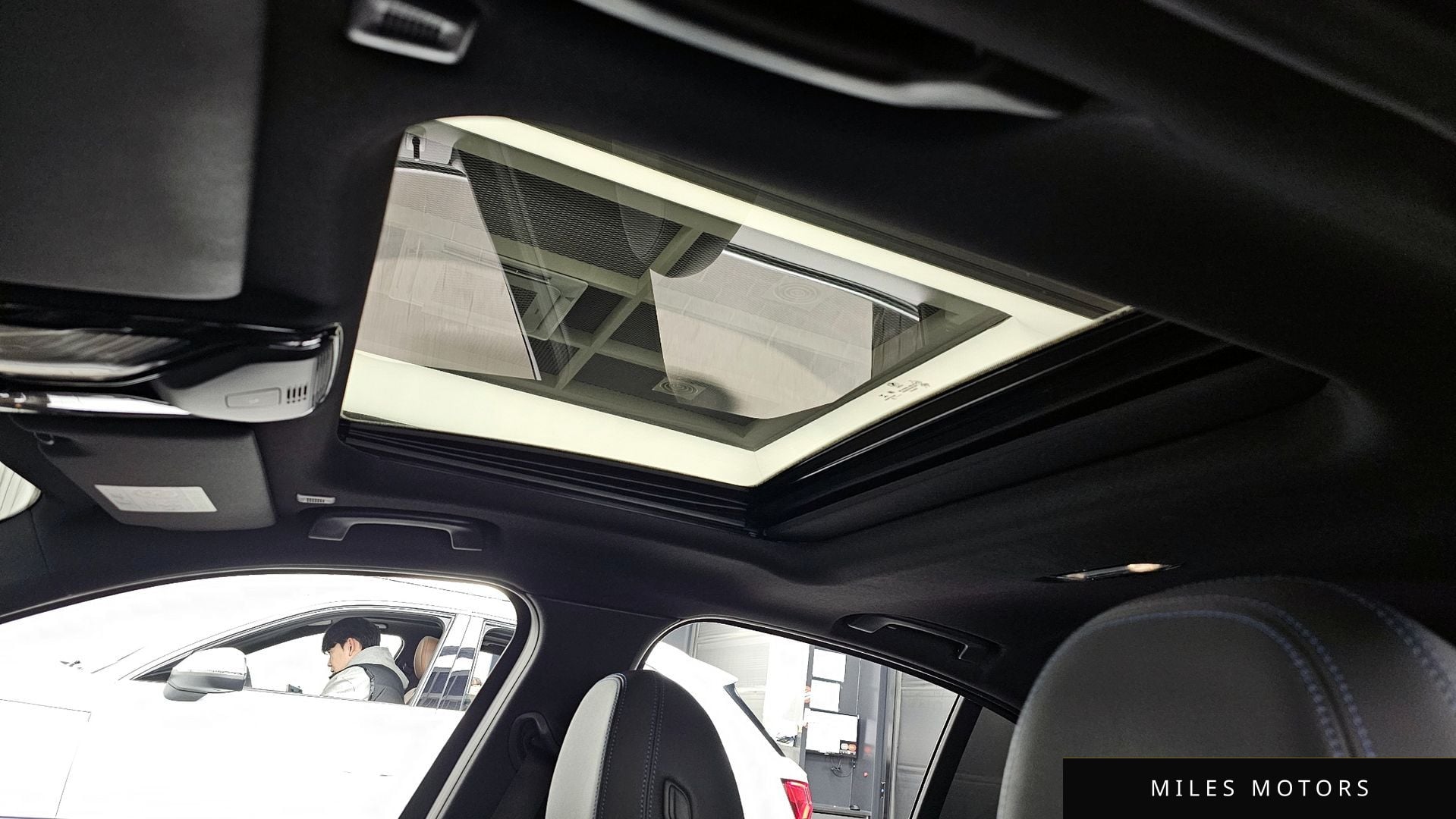 BMW 3시리즈 (G20) 2021 — миниатюра 19