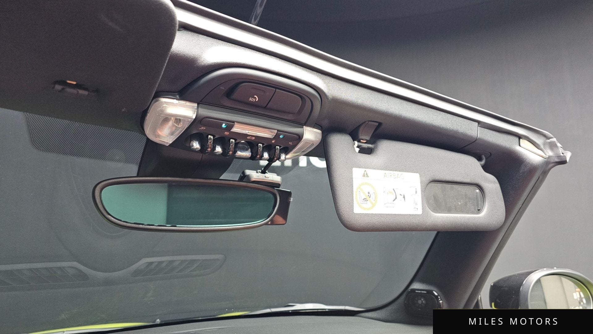 MINI 쿠퍼 S 컨버터블 2024 — миниатюра 19