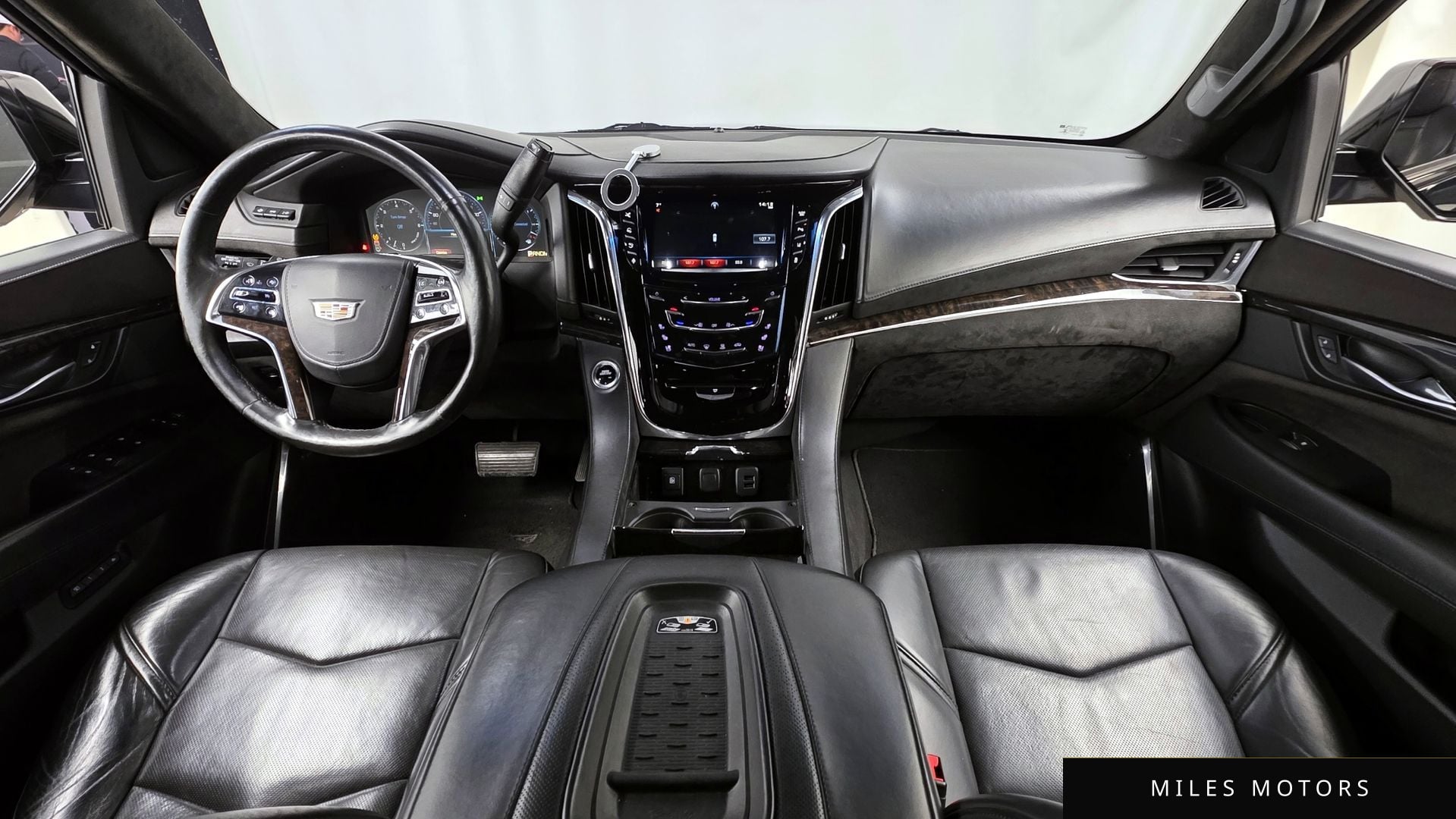Cadillac 에스컬레이드 2015 — миниатюра 7