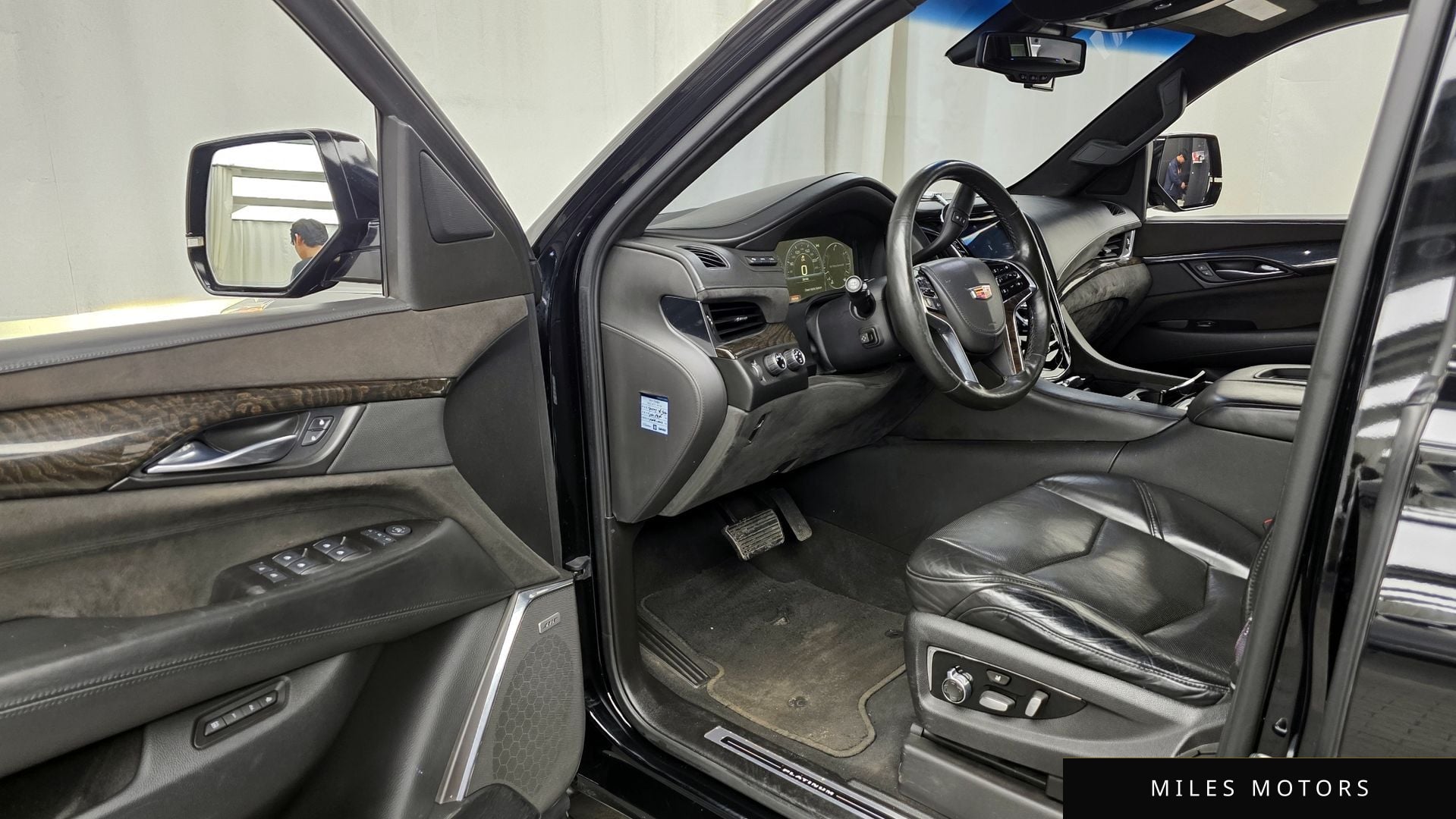 Cadillac 에스컬레이드 2015 — миниатюра 10