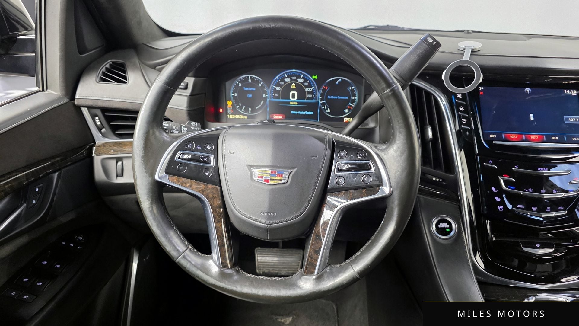 Cadillac 에스컬레이드 2015 — миниатюра 13
