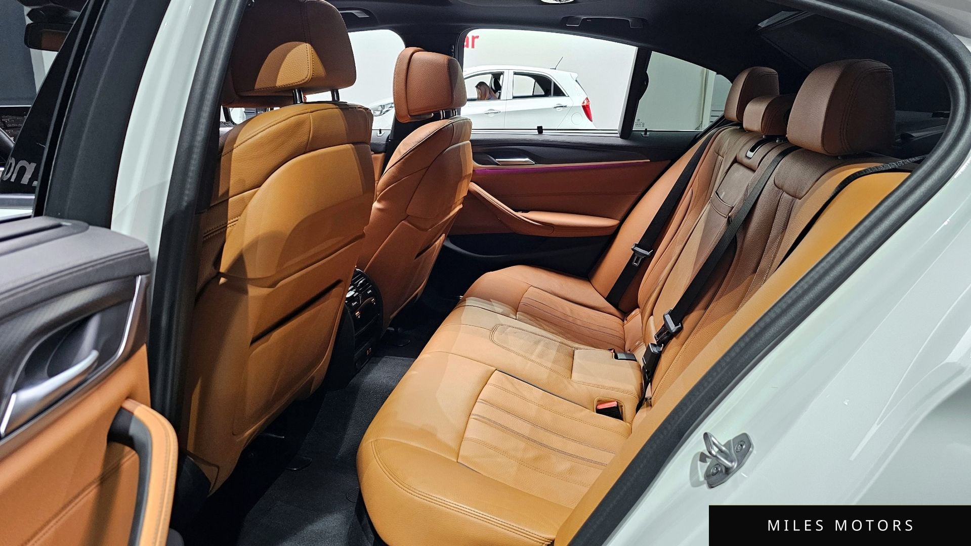 BMW 5 Series (G30) 2023 — миниатюра 12