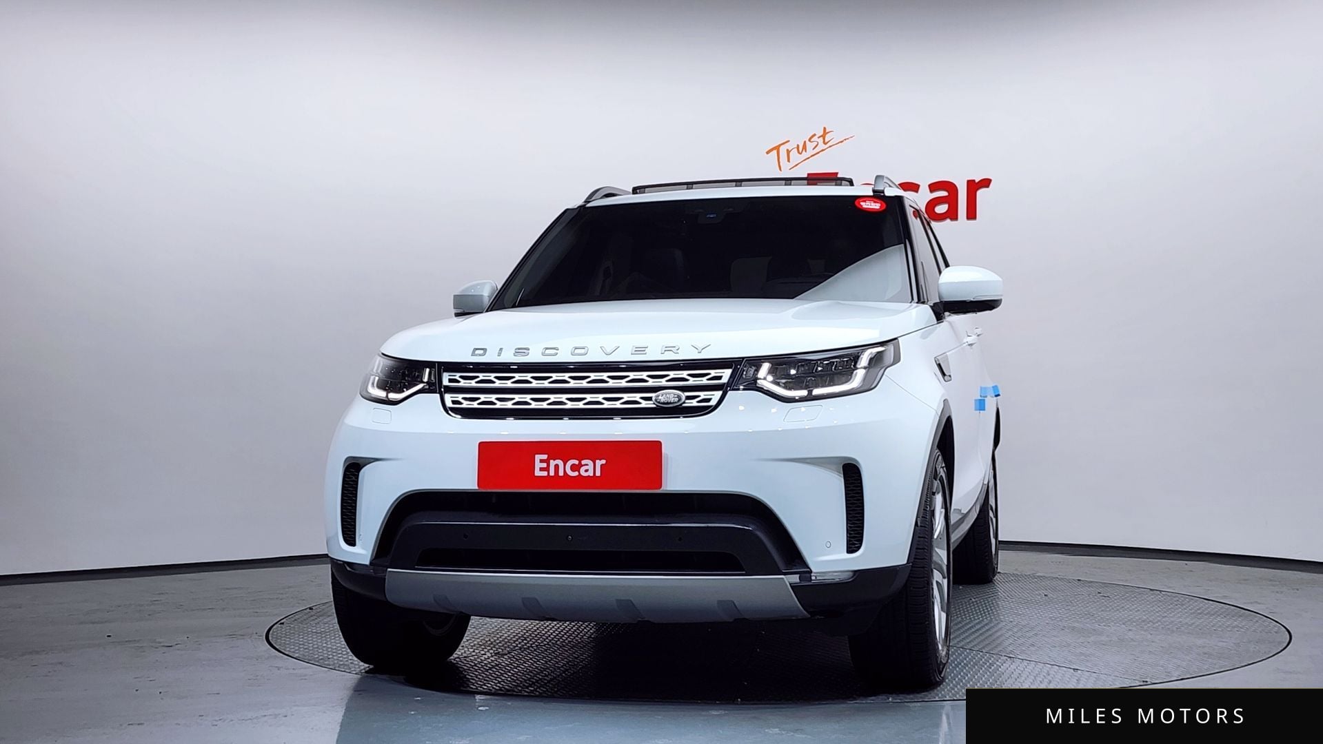 Land Rover Discovery 2020 — миниатюра 3