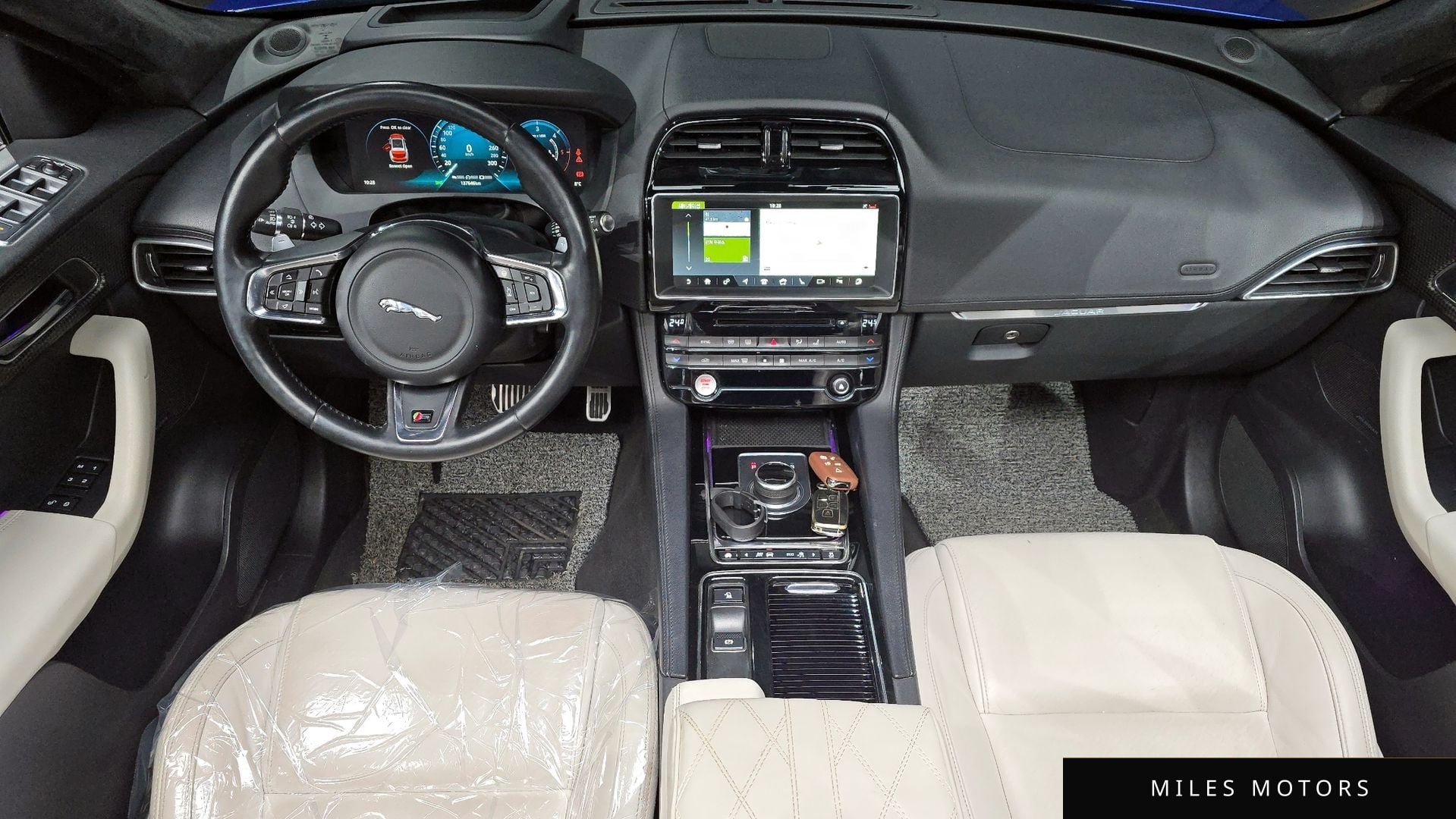 Jaguar F-PACE 2017 — миниатюра 7