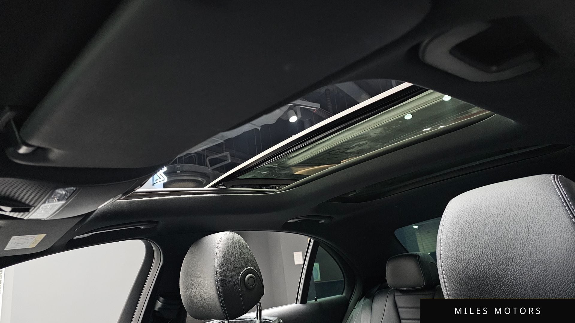 Mercedes-Benz E-클래스 W213 2023 — миниатюра 17