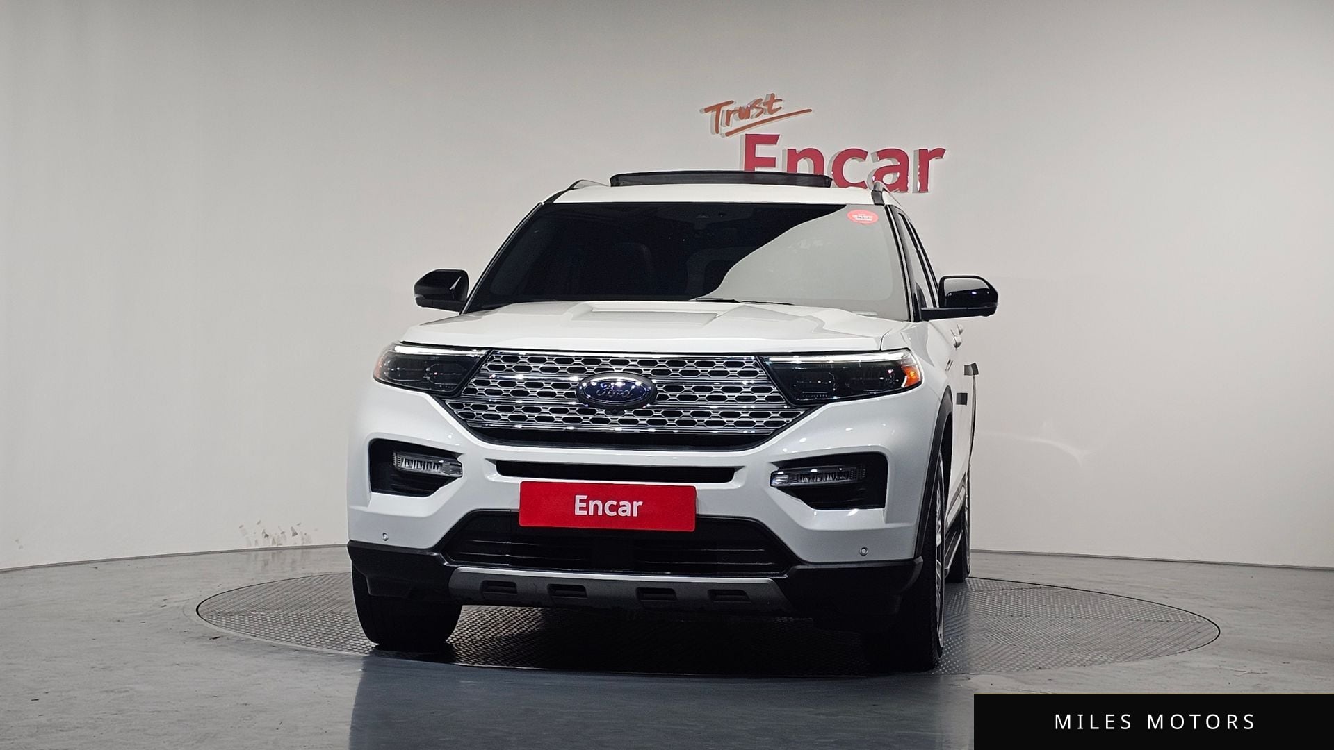 Ford Explorer 2021 — миниатюра 3